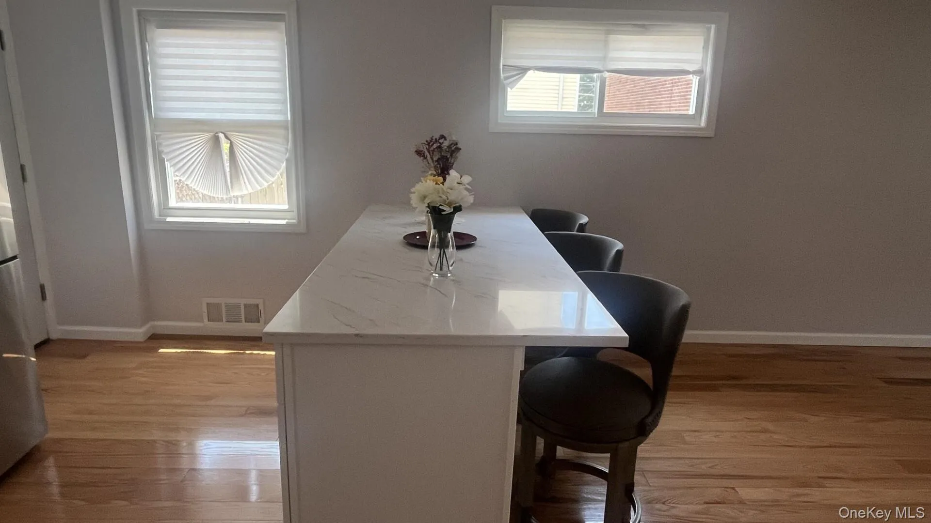 104-35 186th Street, New York, NY, 3 Bedrooms Bedrooms, 5 Rooms Rooms,1 BathroomBathrooms,Residential,For Rent,186th,0,1011267 104-35 186th Street, New York, NY, 3 Bedrooms Bedrooms, 5 Rooms Rooms,1 BathroomBathrooms,Residential,For Rent,186th,0,1011267