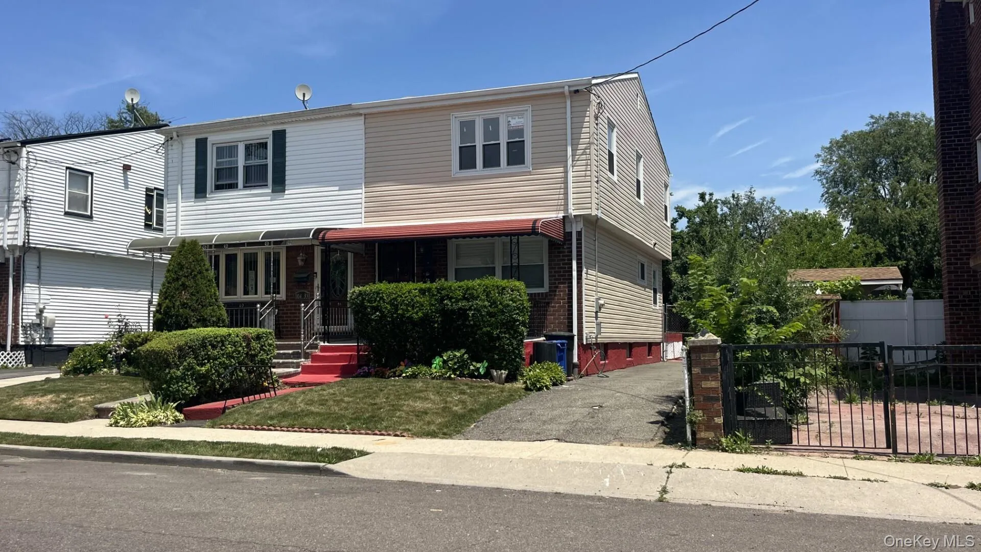104-35 186th Street, New York, NY, 3 Bedrooms Bedrooms, 5 Rooms Rooms,1 BathroomBathrooms,Residential,For Rent,186th,0,1011267 104-35 186th Street, New York, NY, 3 Bedrooms Bedrooms, 5 Rooms Rooms,1 BathroomBathrooms,Residential,For Rent,186th,0,1011267
