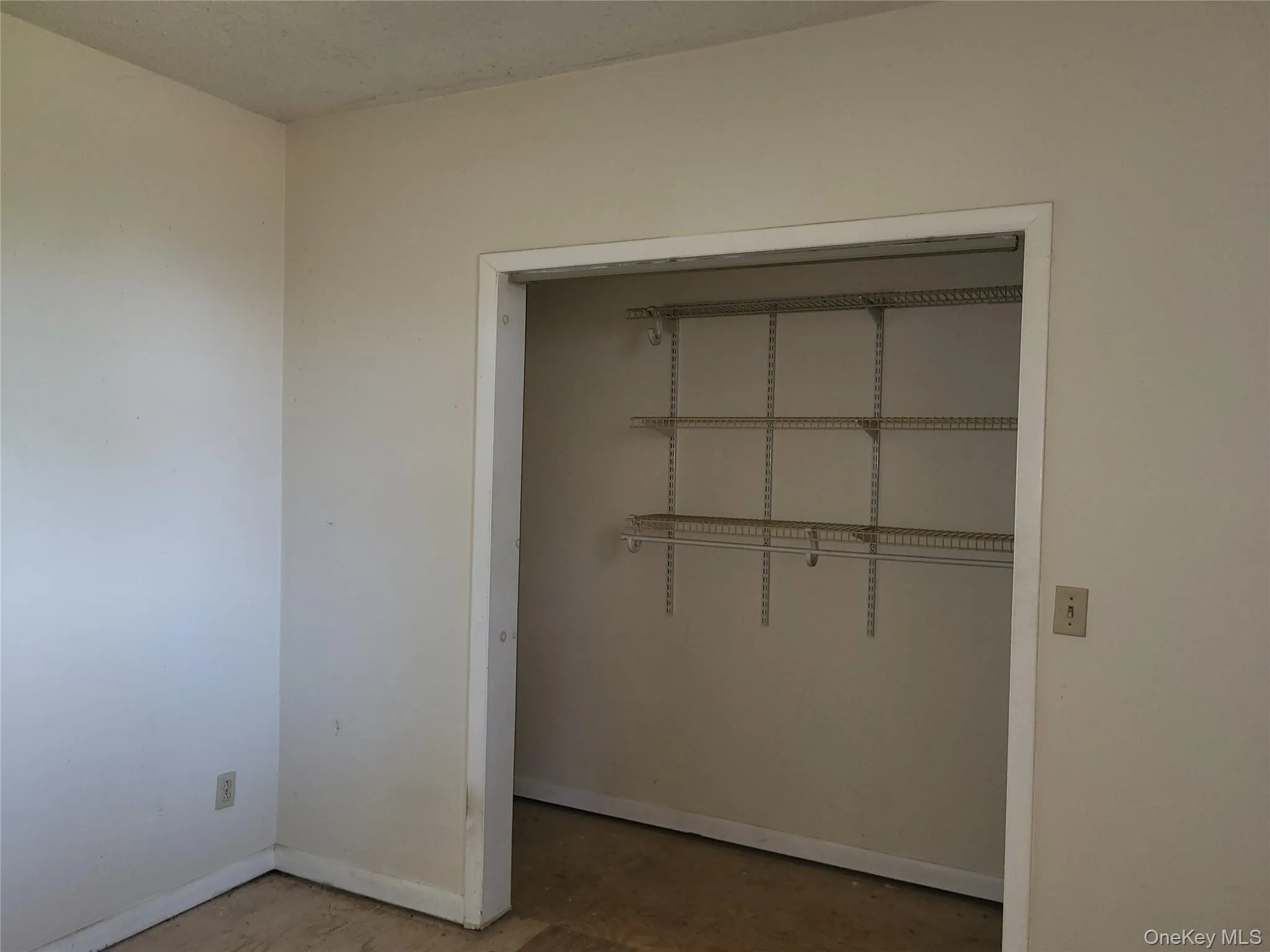 45 John Street, Middletown, NY, 2 Bedrooms Bedrooms, 4 Rooms Rooms,1 BathroomBathrooms,Residential,For Rent,John,0,1011268 45 John Street, Middletown, NY, 2 Bedrooms Bedrooms, 4 Rooms Rooms,1 BathroomBathrooms,Residential,For Rent,John,0,1011268