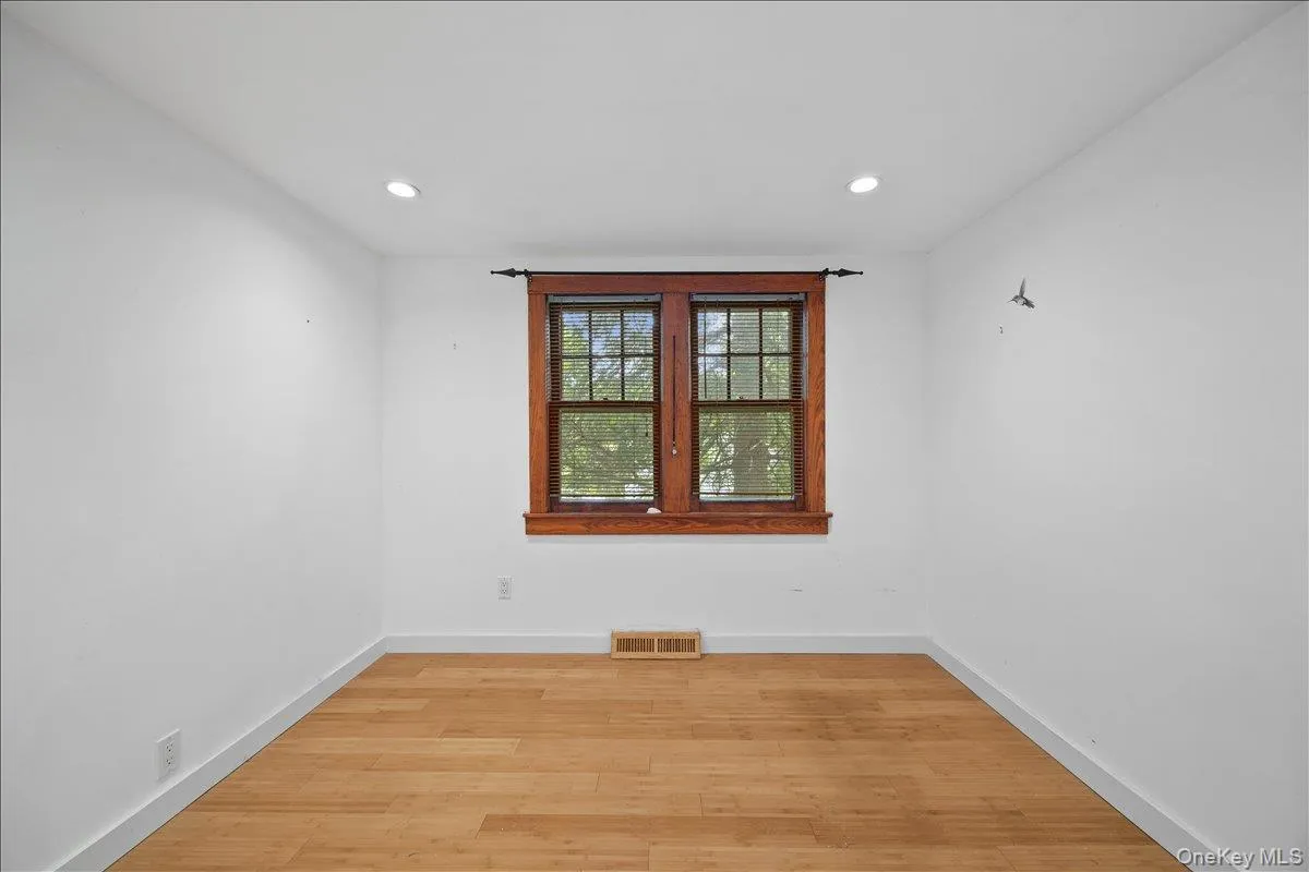 4 Brandon Road, Patterson, NY, 3 Bedrooms Bedrooms, 4 Rooms Rooms,1 BathroomBathrooms,Residential,For Rent,Brandon,0,1011269 4 Brandon Road, Patterson, NY, 3 Bedrooms Bedrooms, 4 Rooms Rooms,1 BathroomBathrooms,Residential,For Rent,Brandon,0,1011269