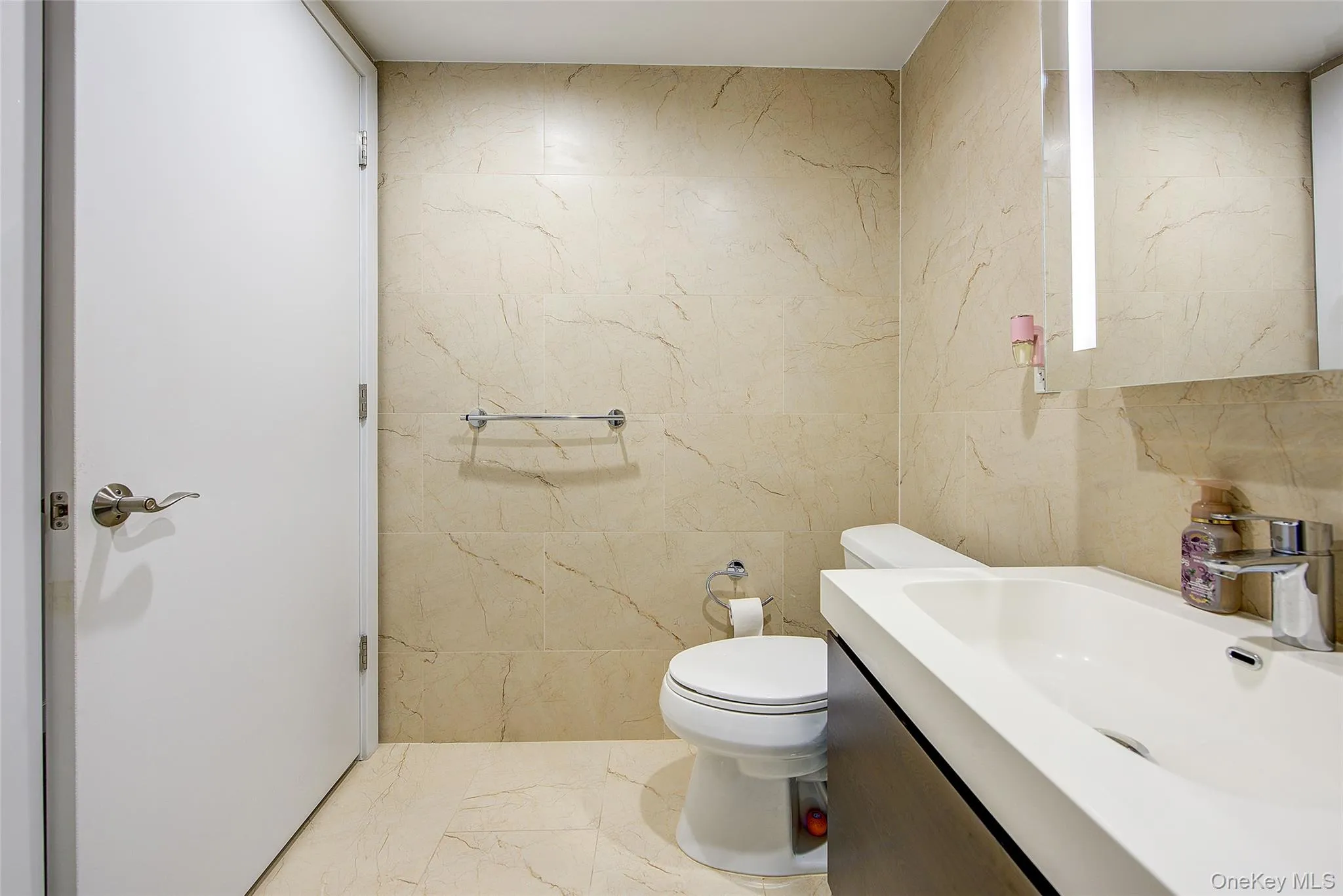 97-45 63rd Drive, New York, NY, 2 Bedrooms Bedrooms, 5 Rooms Rooms,2 BathroomsBathrooms,Residential,For Rent,63rd,0,1011270 97-45 63rd Drive, New York, NY, 2 Bedrooms Bedrooms, 5 Rooms Rooms,2 BathroomsBathrooms,Residential,For Rent,63rd,0,1011270