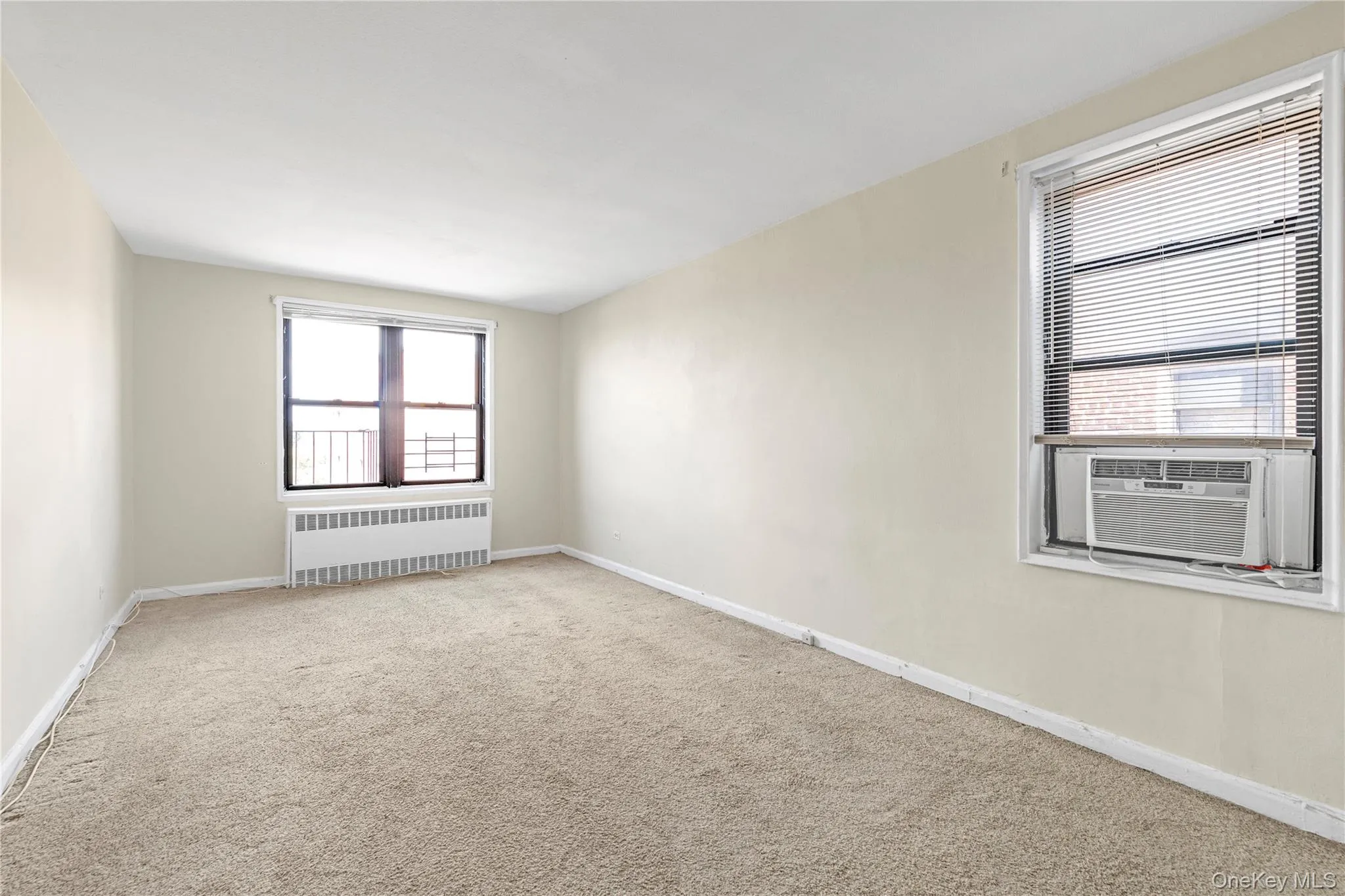 150-11 72nd Road, New York, NY, 3 Rooms Rooms,1 BathroomBathrooms,Residential,For Rent,72nd,0,1011271 150-11 72nd Road, New York, NY, 3 Rooms Rooms,1 BathroomBathrooms,Residential,For Rent,72nd,0,1011271
