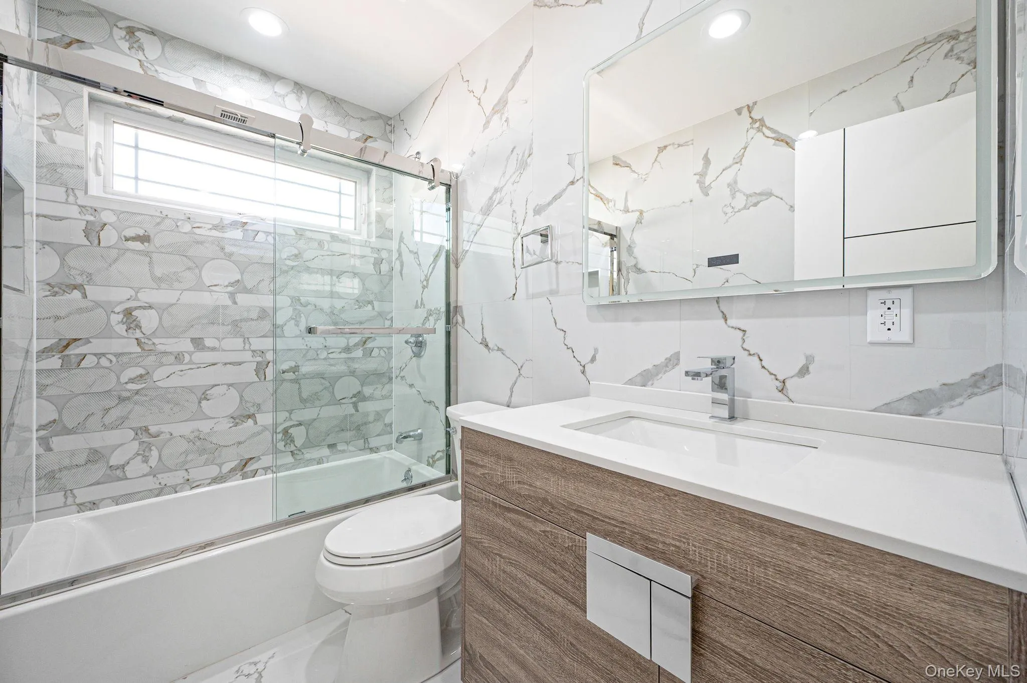 15 Roy Street, Hempstead, NY, 5 Bedrooms Bedrooms, 9 Rooms Rooms,6 BathroomsBathrooms,Residential,For Rent,Roy,0,1011272 15 Roy Street, Hempstead, NY, 5 Bedrooms Bedrooms, 9 Rooms Rooms,6 BathroomsBathrooms,Residential,For Rent,Roy,0,1011272