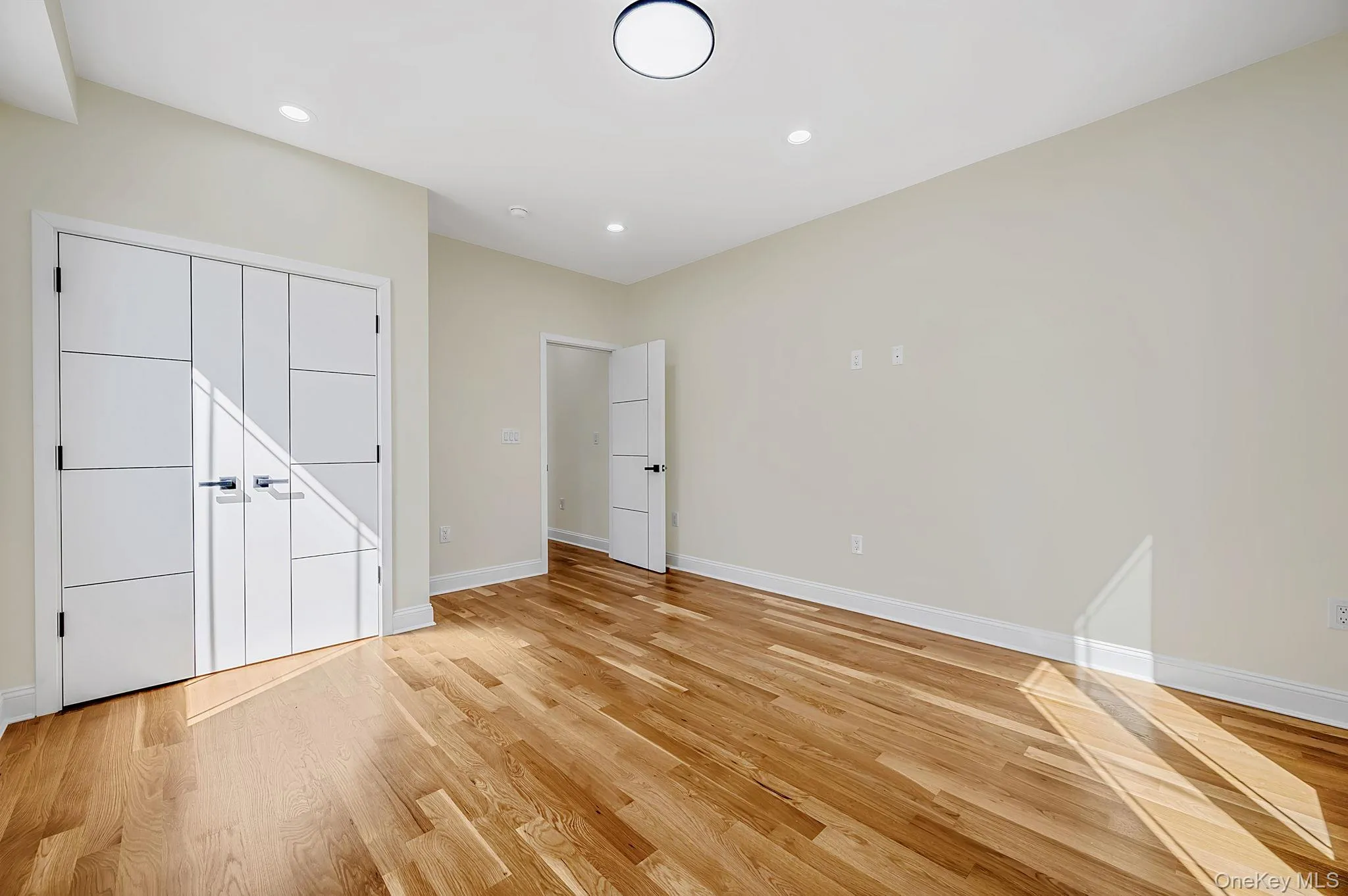 15 Roy Street, Hempstead, NY, 5 Bedrooms Bedrooms, 9 Rooms Rooms,6 BathroomsBathrooms,Residential,For Rent,Roy,0,1011272 15 Roy Street, Hempstead, NY, 5 Bedrooms Bedrooms, 9 Rooms Rooms,6 BathroomsBathrooms,Residential,For Rent,Roy,0,1011272