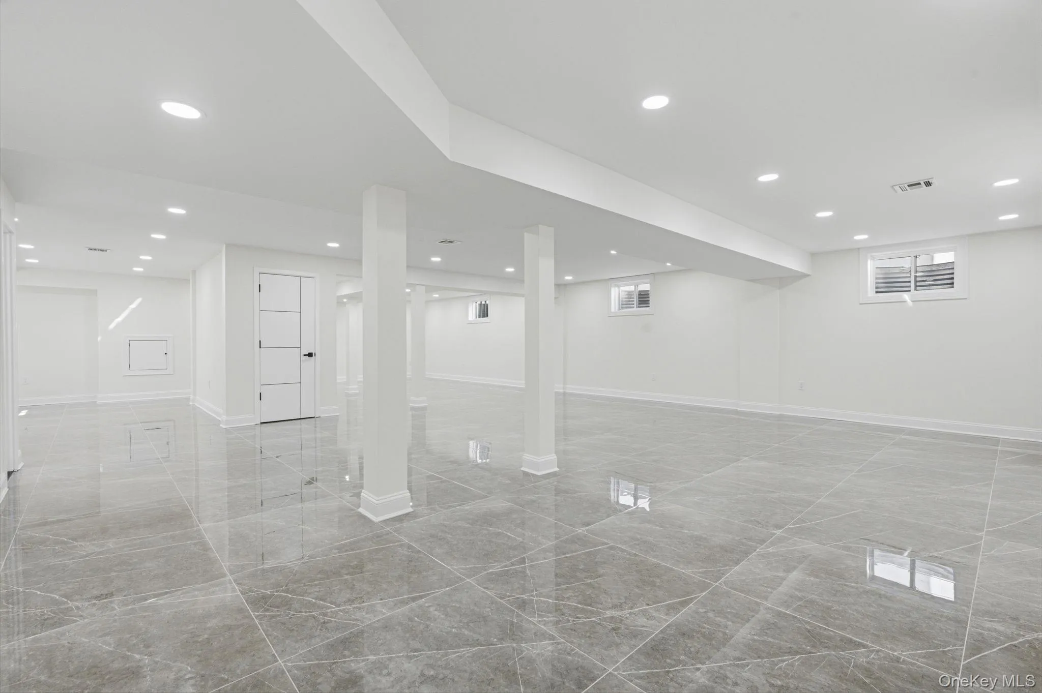 15 Roy Street, Hempstead, NY, 5 Bedrooms Bedrooms, 9 Rooms Rooms,6 BathroomsBathrooms,Residential,For Rent,Roy,0,1011272 15 Roy Street, Hempstead, NY, 5 Bedrooms Bedrooms, 9 Rooms Rooms,6 BathroomsBathrooms,Residential,For Rent,Roy,0,1011272