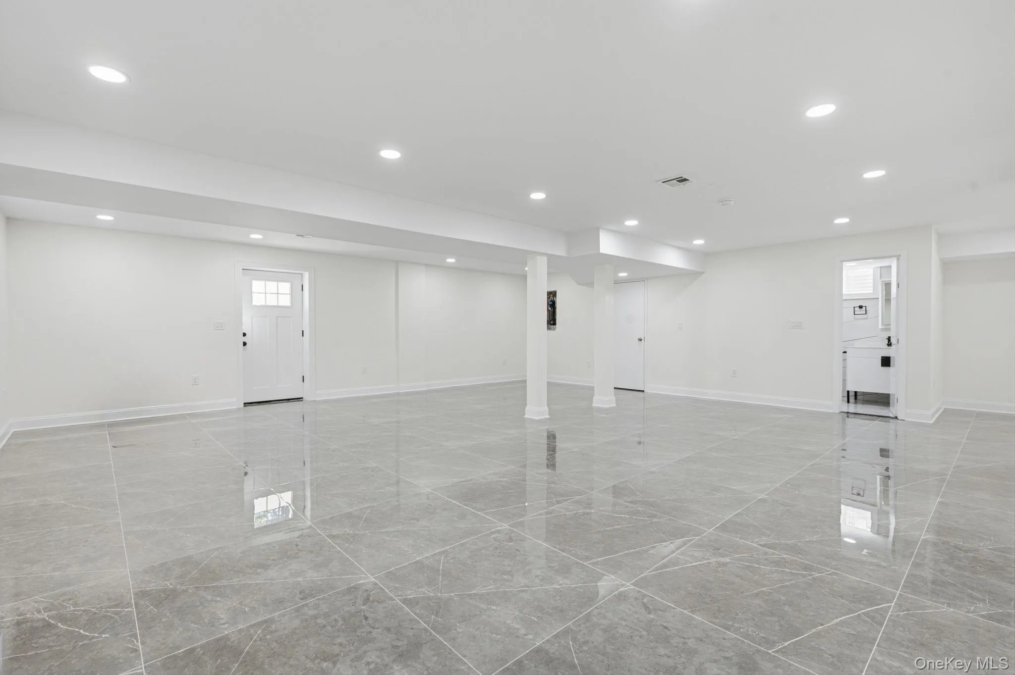 15 Roy Street, Hempstead, NY, 5 Bedrooms Bedrooms, 9 Rooms Rooms,6 BathroomsBathrooms,Residential,For Rent,Roy,0,1011272 15 Roy Street, Hempstead, NY, 5 Bedrooms Bedrooms, 9 Rooms Rooms,6 BathroomsBathrooms,Residential,For Rent,Roy,0,1011272