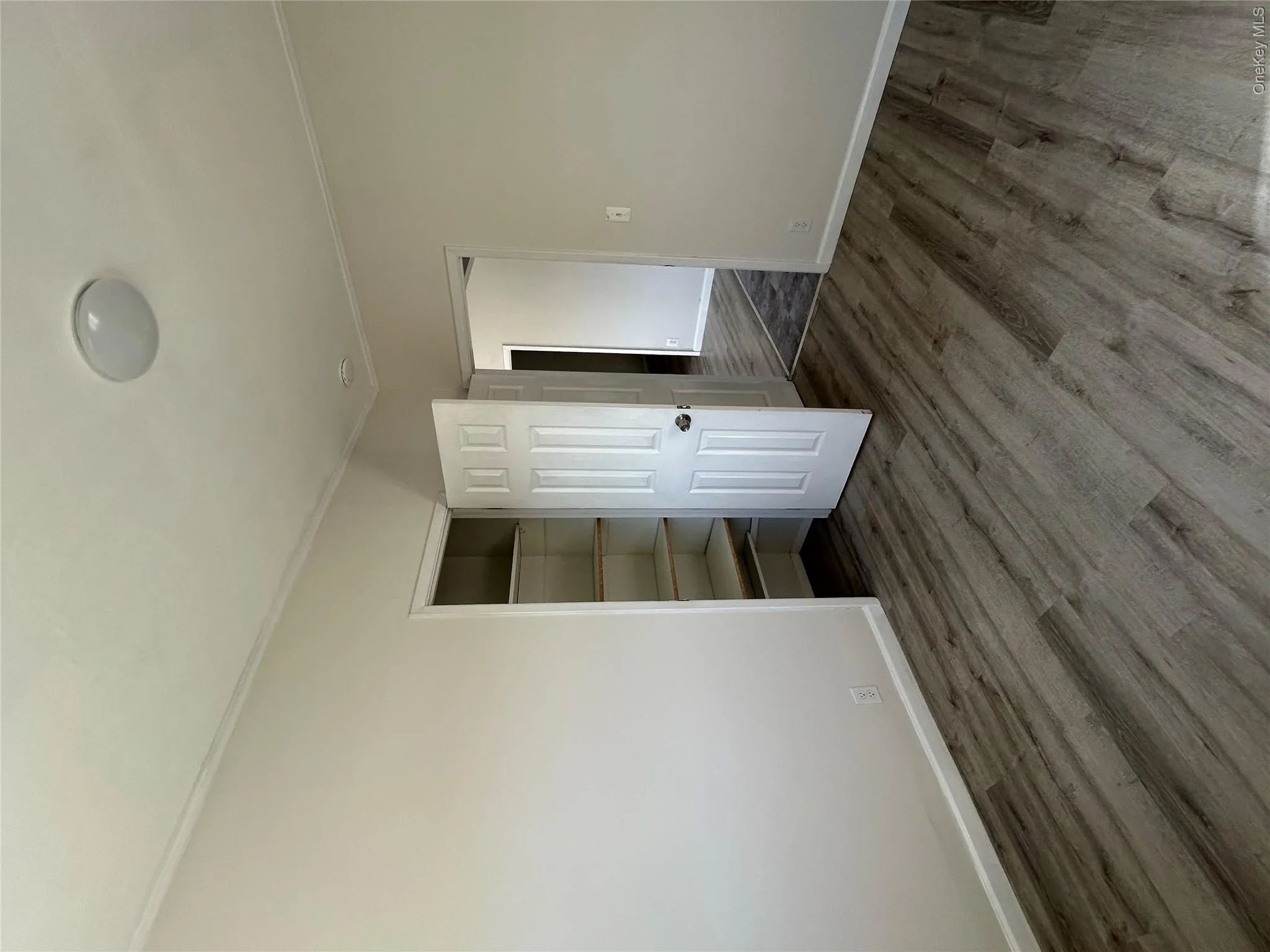 1572 Main Road, Riverhead, NY, 2 Bedrooms Bedrooms, 4 Rooms Rooms,1 BathroomBathrooms,Residential Lease,For Rent,Main,0,1011275 1572 Main Road, Riverhead, NY, 2 Bedrooms Bedrooms, 4 Rooms Rooms,1 BathroomBathrooms,Residential Lease,For Rent,Main,0,1011275