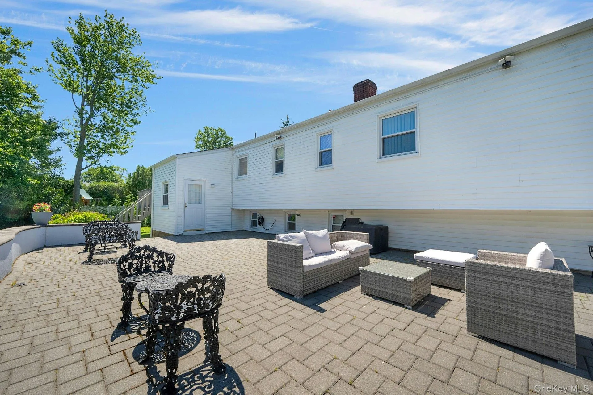 101 Windsor Oval, New Rochelle, NY, 4 Bedrooms Bedrooms, 9 Rooms Rooms,3 BathroomsBathrooms,Residential,For Rent,Windsor,0,1011278 101 Windsor Oval, New Rochelle, NY, 4 Bedrooms Bedrooms, 9 Rooms Rooms,3 BathroomsBathrooms,Residential,For Rent,Windsor,0,1011278