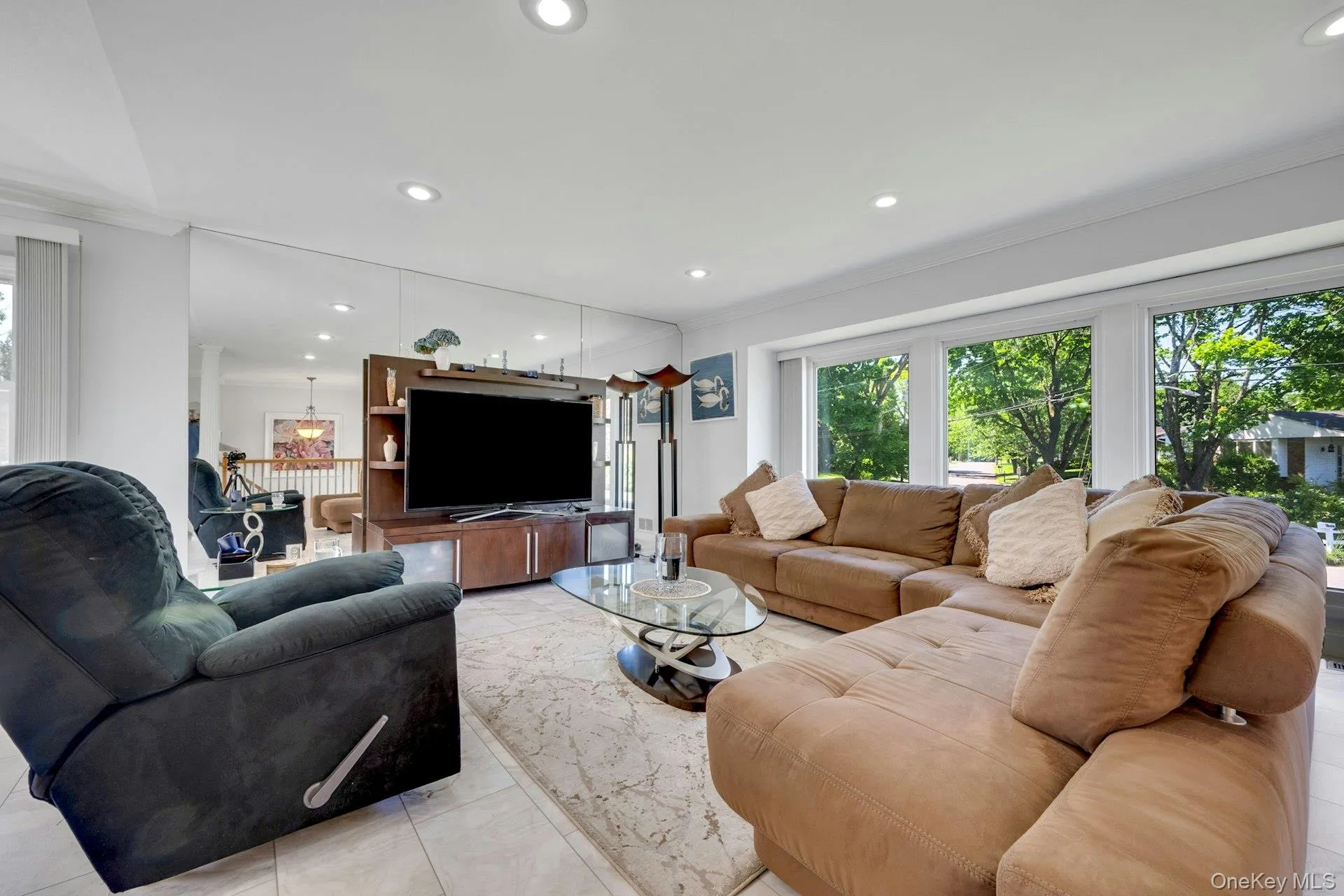 101 Windsor Oval, New Rochelle, NY, 4 Bedrooms Bedrooms, 9 Rooms Rooms,3 BathroomsBathrooms,Residential,For Rent,Windsor,0,1011278 101 Windsor Oval, New Rochelle, NY, 4 Bedrooms Bedrooms, 9 Rooms Rooms,3 BathroomsBathrooms,Residential,For Rent,Windsor,0,1011278