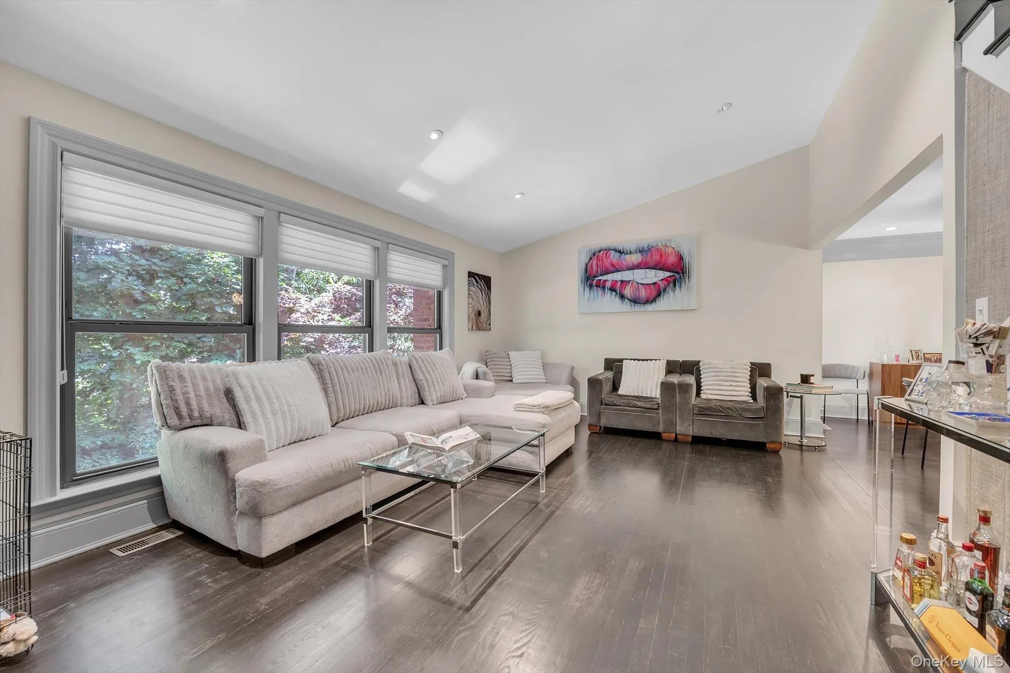 High Ceiling and dark wood floors High Ceiling and dark wood floors