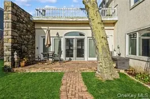 465 Market Street, Long Beach, NY, 4 Bedrooms Bedrooms, 7 Rooms Rooms,3 BathroomsBathrooms,Residential,For Rent,Market,0,1011280 465 Market Street, Long Beach, NY, 4 Bedrooms Bedrooms, 7 Rooms Rooms,3 BathroomsBathrooms,Residential,For Rent,Market,0,1011280