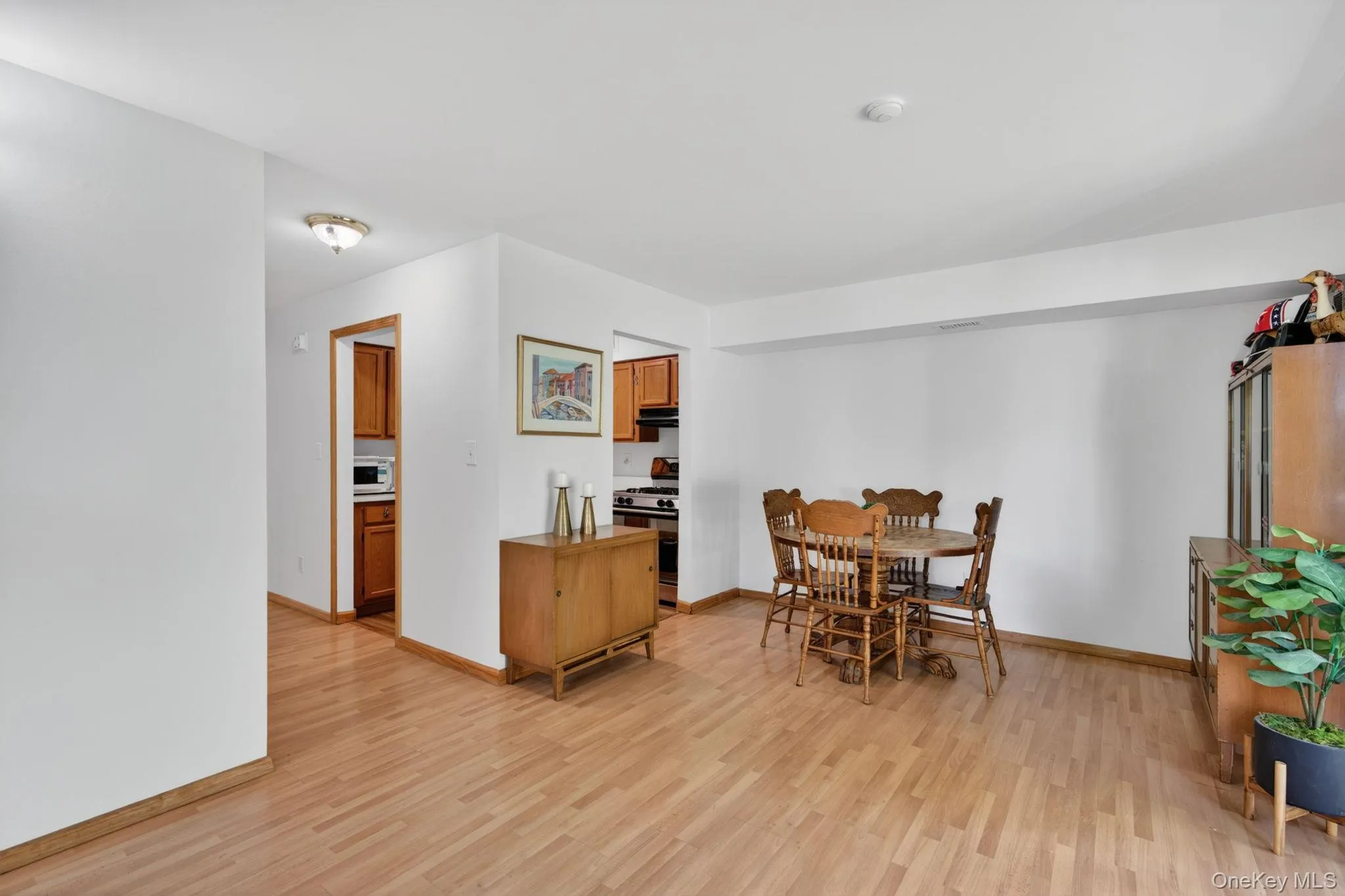 182 Fairview Circle, Brookhaven, NY, 2 Bedrooms Bedrooms, 6 Rooms Rooms,1 BathroomBathrooms,Residential,For Rent,Fairview,0,1011284 182 Fairview Circle, Brookhaven, NY, 2 Bedrooms Bedrooms, 6 Rooms Rooms,1 BathroomBathrooms,Residential,For Rent,Fairview,0,1011284