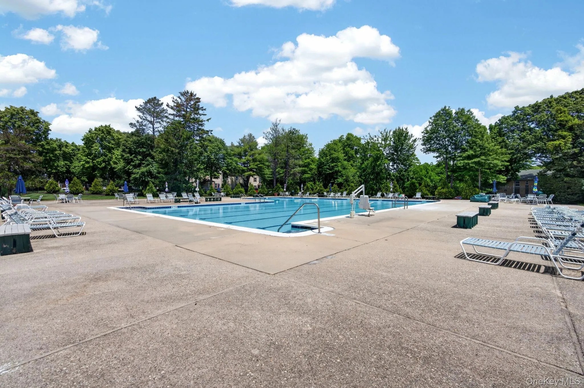 182 Fairview Circle, Brookhaven, NY, 2 Bedrooms Bedrooms, 6 Rooms Rooms,1 BathroomBathrooms,Residential,For Rent,Fairview,0,1011284 182 Fairview Circle, Brookhaven, NY, 2 Bedrooms Bedrooms, 6 Rooms Rooms,1 BathroomBathrooms,Residential,For Rent,Fairview,0,1011284