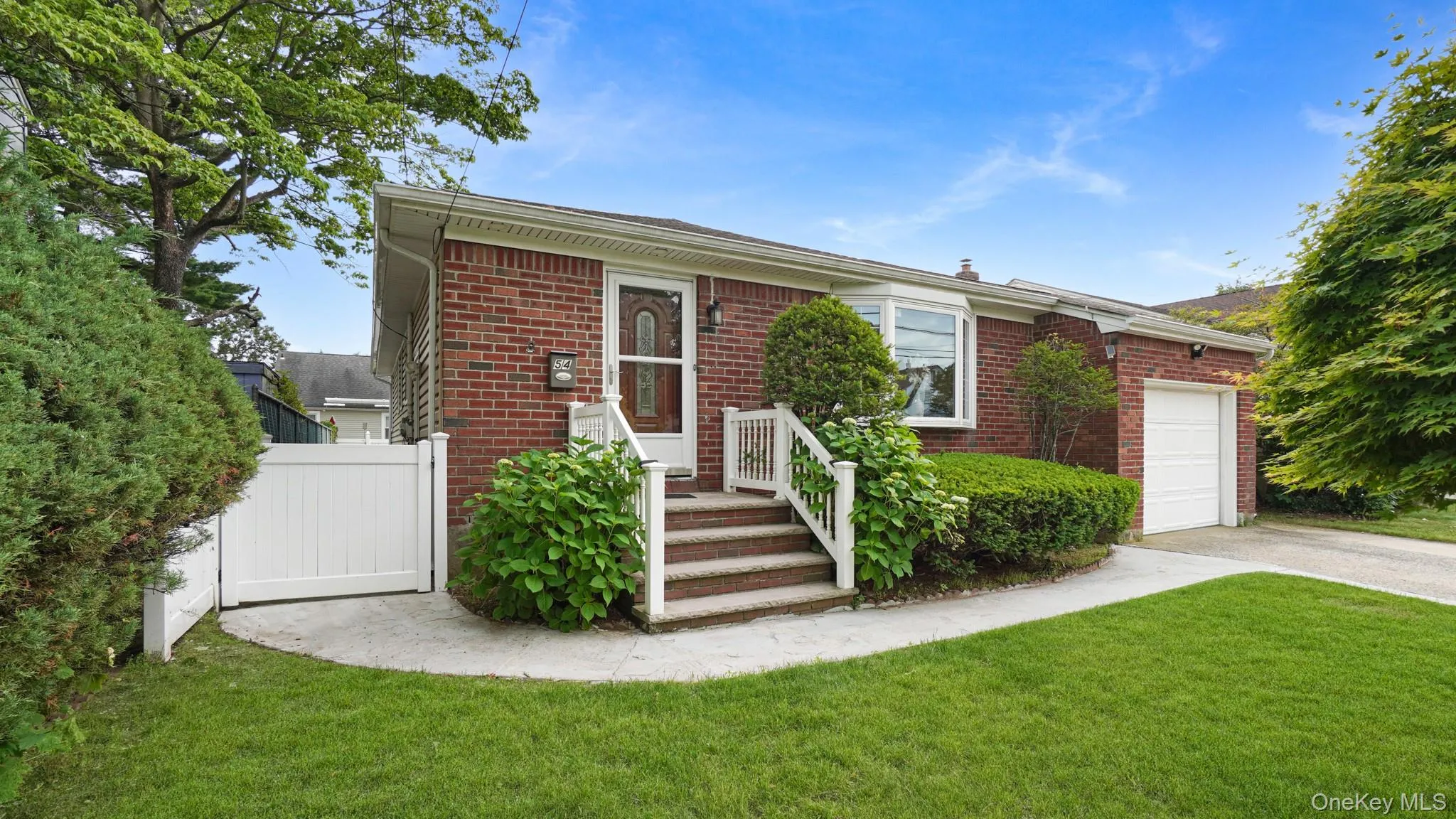 54 Maujer Street, Hempstead, NY, 3 Bedrooms Bedrooms, 6 Rooms Rooms,2 BathroomsBathrooms,Residential,For Rent,Maujer,0,1011285 54 Maujer Street, Hempstead, NY, 3 Bedrooms Bedrooms, 6 Rooms Rooms,2 BathroomsBathrooms,Residential,For Rent,Maujer,0,1011285