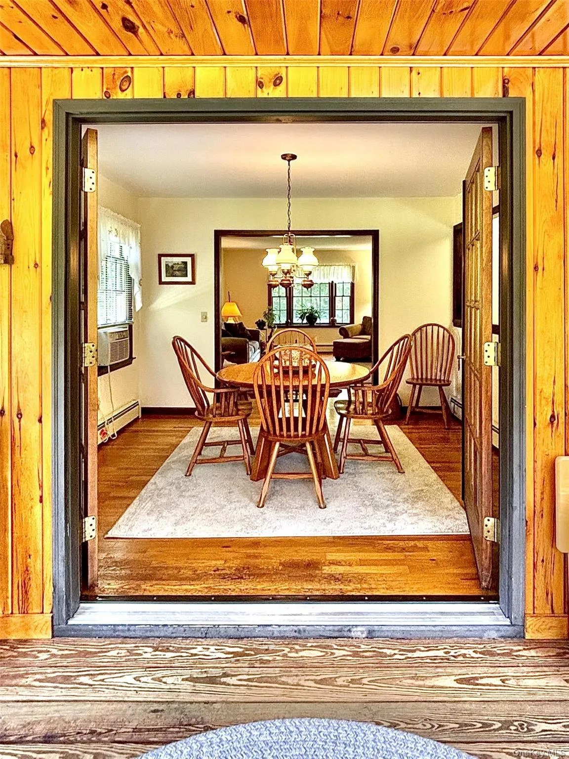Open porch, DR, LR Open porch, DR, LR
