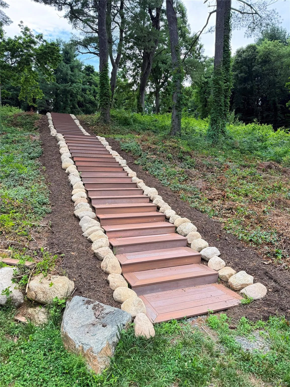 28 Rolling Hill Road, Oyster Bay, NY, 6 Bedrooms Bedrooms, 10 Rooms Rooms,6 BathroomsBathrooms,Residential,For Rent,Rolling Hill,0,1011293 28 Rolling Hill Road, Oyster Bay, NY, 6 Bedrooms Bedrooms, 10 Rooms Rooms,6 BathroomsBathrooms,Residential,For Rent,Rolling Hill,0,1011293