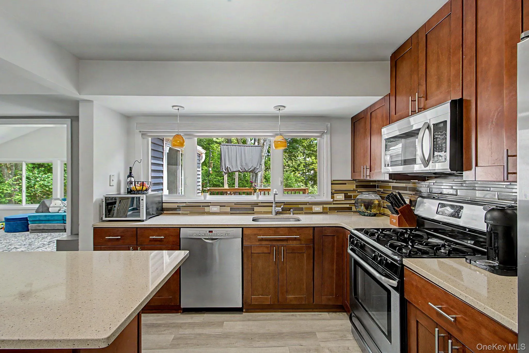 62 Arthur Street, Orangetown, NY, 4 Bedrooms Bedrooms, 7 Rooms Rooms,2 BathroomsBathrooms,Residential,For Rent,Arthur,0,1011295 62 Arthur Street, Orangetown, NY, 4 Bedrooms Bedrooms, 7 Rooms Rooms,2 BathroomsBathrooms,Residential,For Rent,Arthur,0,1011295