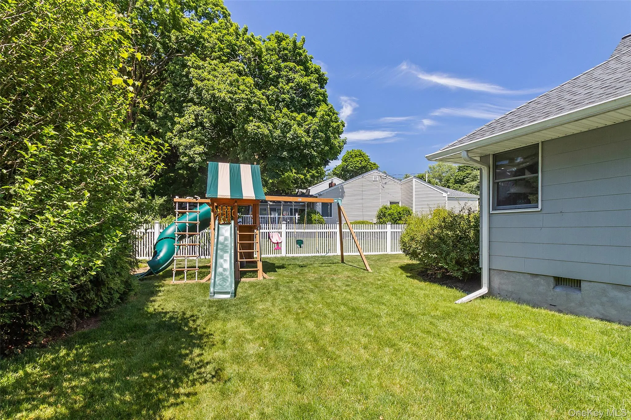 116 Huntley Drive, Greenburgh, NY, 3 Bedrooms Bedrooms, 8 Rooms Rooms,3 BathroomsBathrooms,Residential,For Rent,Huntley,0,1011297 116 Huntley Drive, Greenburgh, NY, 3 Bedrooms Bedrooms, 8 Rooms Rooms,3 BathroomsBathrooms,Residential,For Rent,Huntley,0,1011297