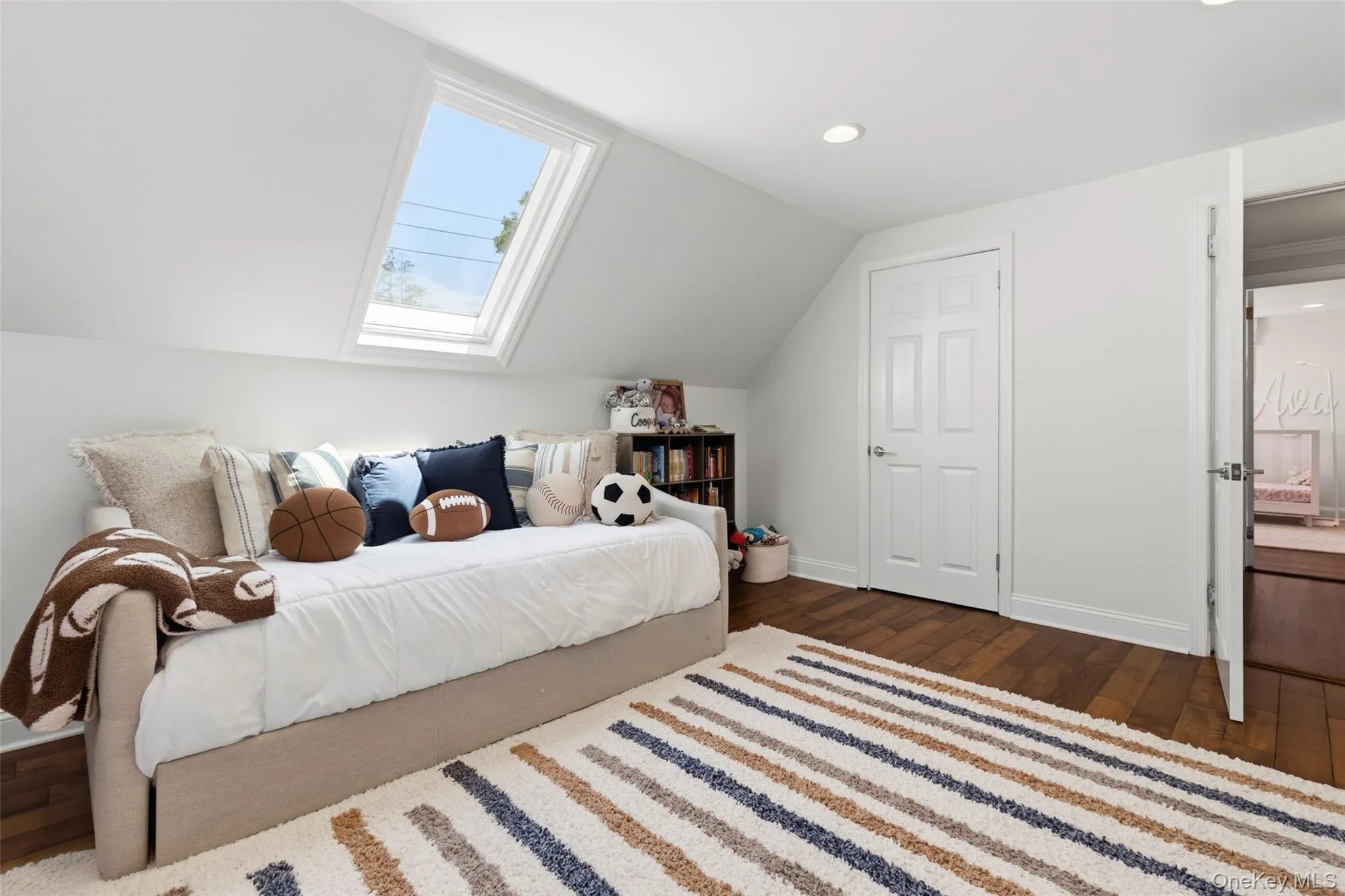 116 Huntley Drive, Greenburgh, NY, 3 Bedrooms Bedrooms, 8 Rooms Rooms,3 BathroomsBathrooms,Residential,For Rent,Huntley,0,1011297 116 Huntley Drive, Greenburgh, NY, 3 Bedrooms Bedrooms, 8 Rooms Rooms,3 BathroomsBathrooms,Residential,For Rent,Huntley,0,1011297