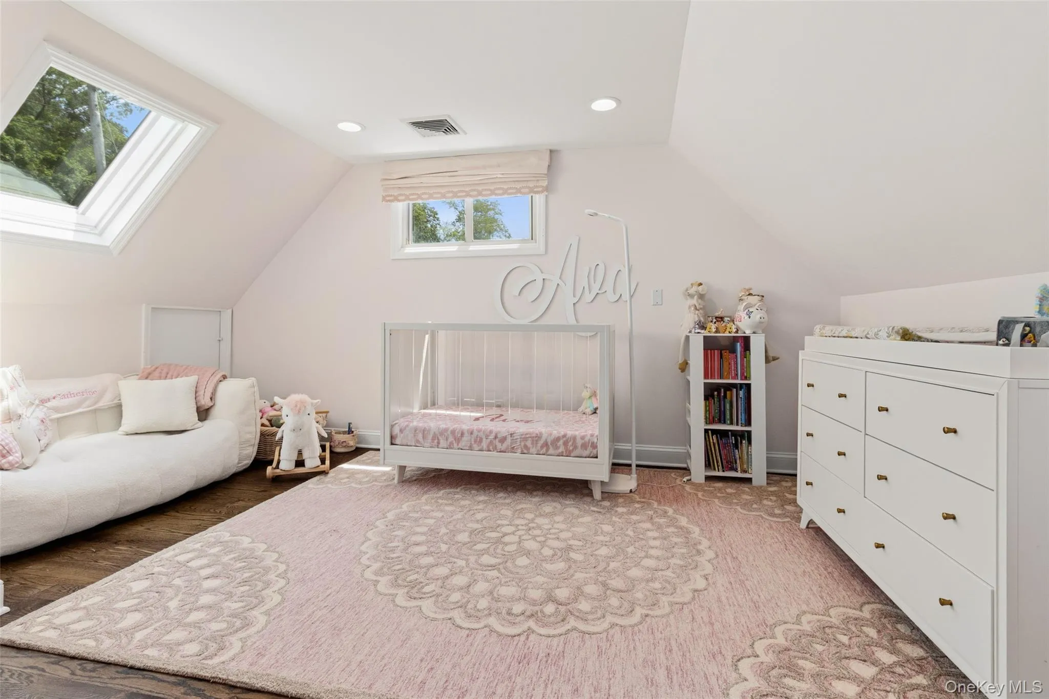 116 Huntley Drive, Greenburgh, NY, 3 Bedrooms Bedrooms, 8 Rooms Rooms,3 BathroomsBathrooms,Residential,For Rent,Huntley,0,1011297 116 Huntley Drive, Greenburgh, NY, 3 Bedrooms Bedrooms, 8 Rooms Rooms,3 BathroomsBathrooms,Residential,For Rent,Huntley,0,1011297