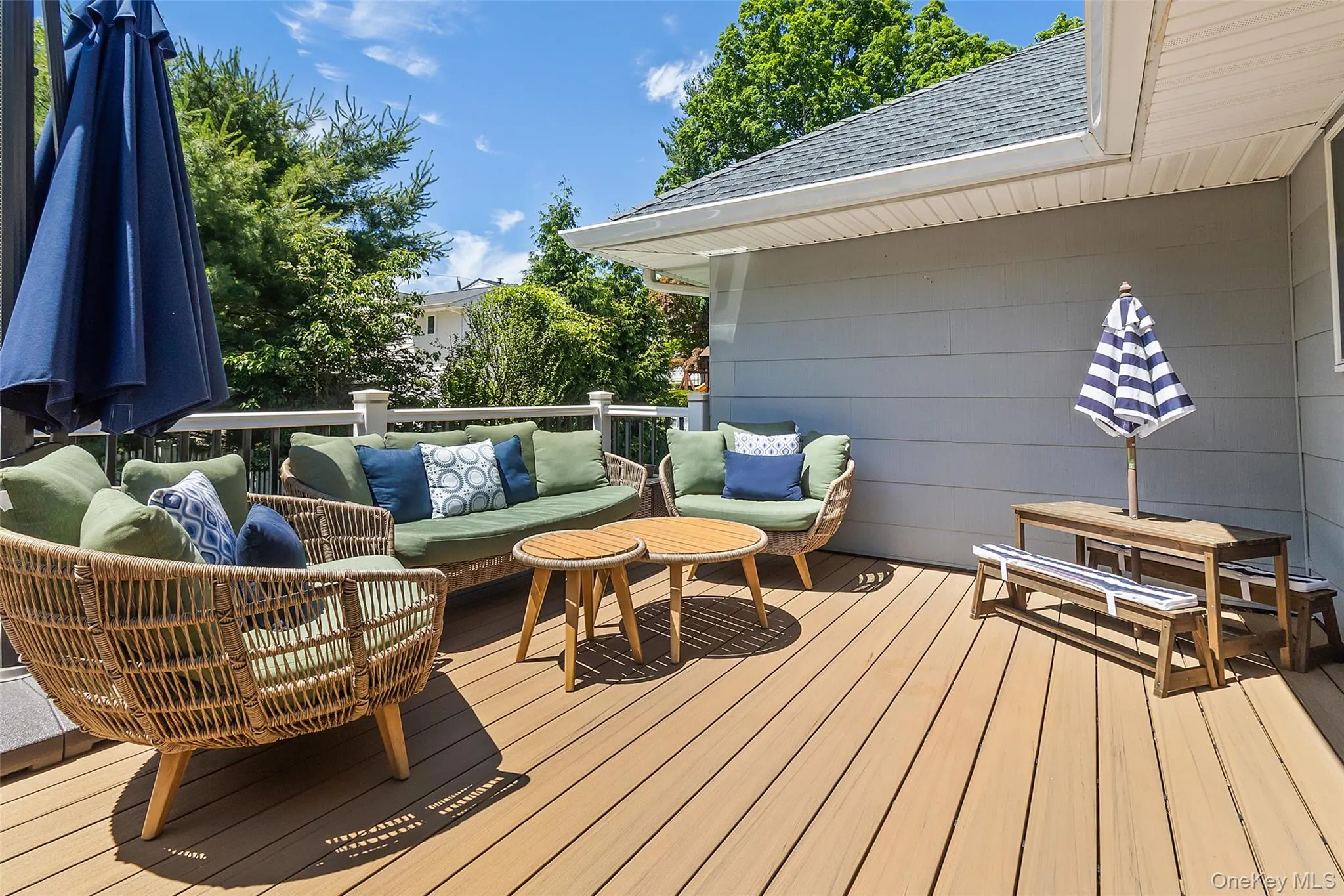 116 Huntley Drive, Greenburgh, NY, 3 Bedrooms Bedrooms, 8 Rooms Rooms,3 BathroomsBathrooms,Residential,For Rent,Huntley,0,1011297 116 Huntley Drive, Greenburgh, NY, 3 Bedrooms Bedrooms, 8 Rooms Rooms,3 BathroomsBathrooms,Residential,For Rent,Huntley,0,1011297
