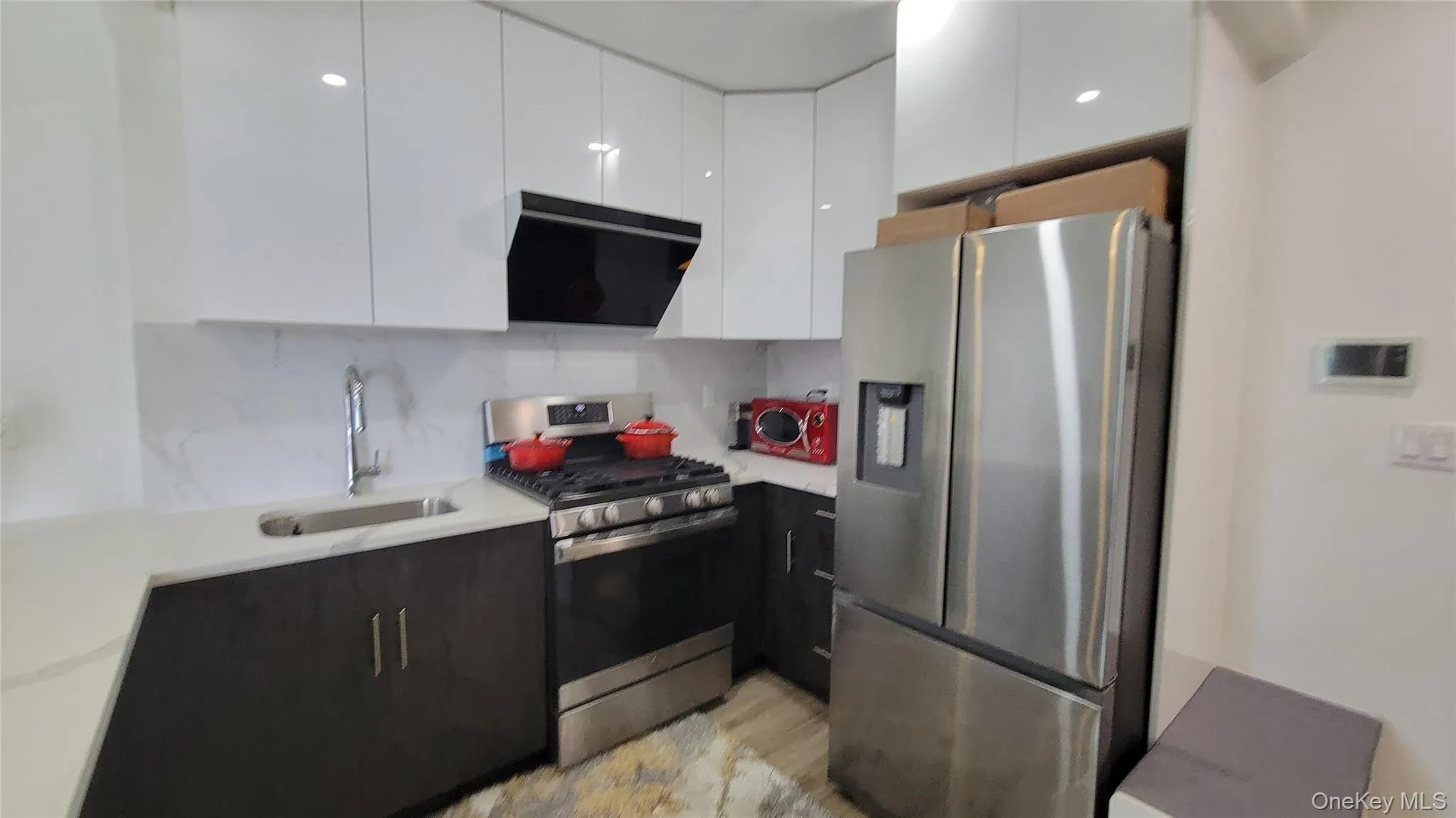 70-65 Queens Boulevard, New York, NY, 1 Bedroom Bedrooms, 3 Rooms Rooms,1 BathroomBathrooms,Residential,For Rent,Queens,0,1011299 70-65 Queens Boulevard, New York, NY, 1 Bedroom Bedrooms, 3 Rooms Rooms,1 BathroomBathrooms,Residential,For Rent,Queens,0,1011299