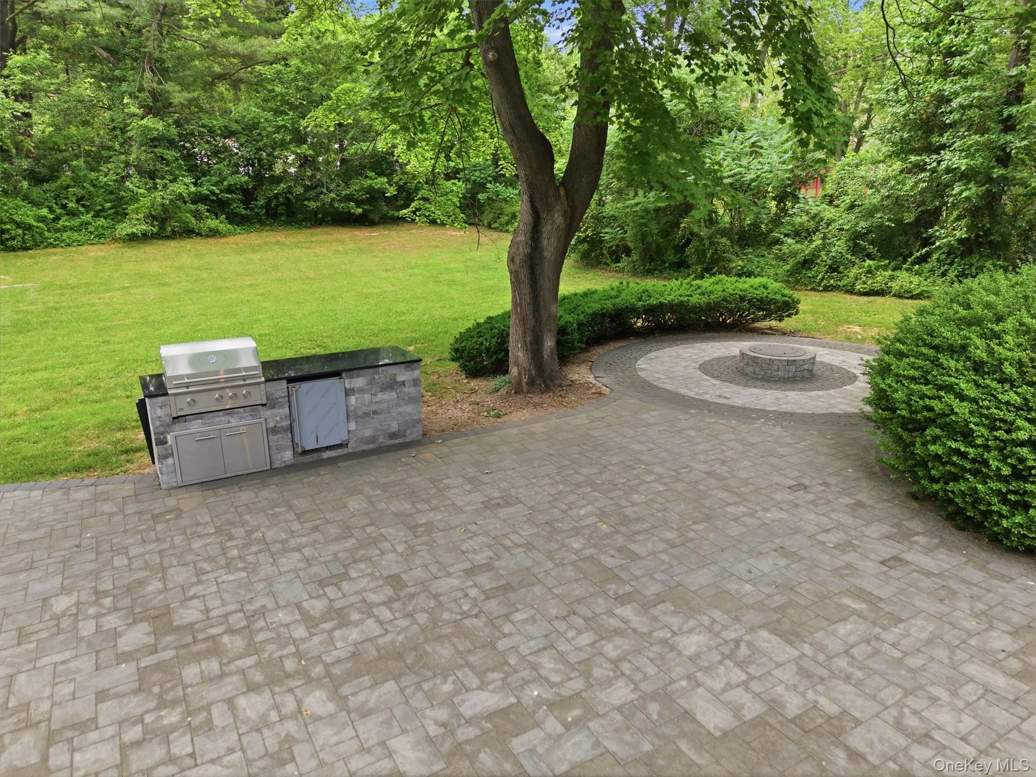 455 Deer Park Road, Huntington, NY, 6 Bedrooms Bedrooms, 10 Rooms Rooms,3 BathroomsBathrooms,Residential,For Rent,Deer Park,0,1011301 455 Deer Park Road, Huntington, NY, 6 Bedrooms Bedrooms, 10 Rooms Rooms,3 BathroomsBathrooms,Residential,For Rent,Deer Park,0,1011301