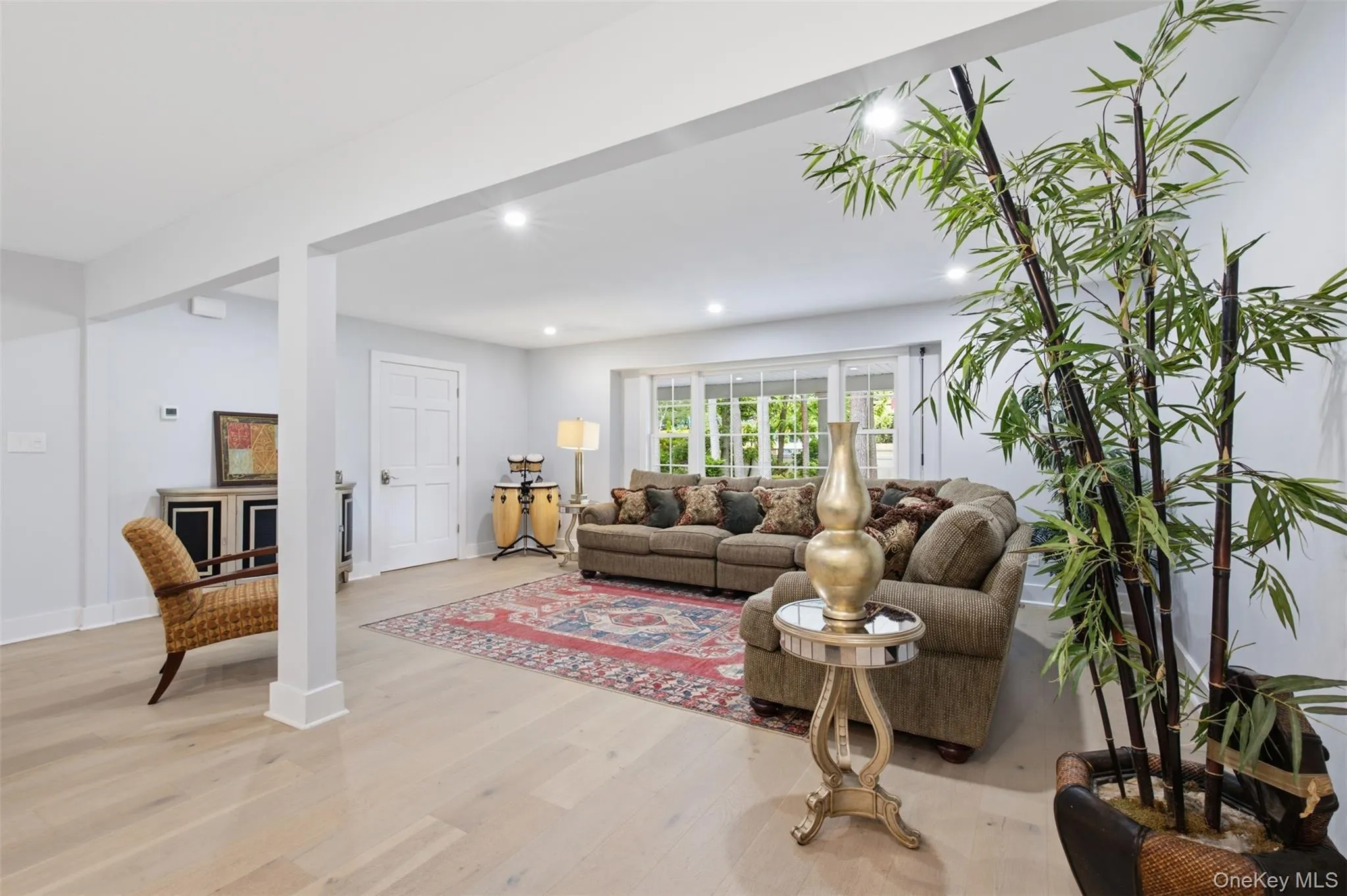 455 Deer Park Road, Huntington, NY, 6 Bedrooms Bedrooms, 10 Rooms Rooms,3 BathroomsBathrooms,Residential,For Rent,Deer Park,0,1011301 455 Deer Park Road, Huntington, NY, 6 Bedrooms Bedrooms, 10 Rooms Rooms,3 BathroomsBathrooms,Residential,For Rent,Deer Park,0,1011301