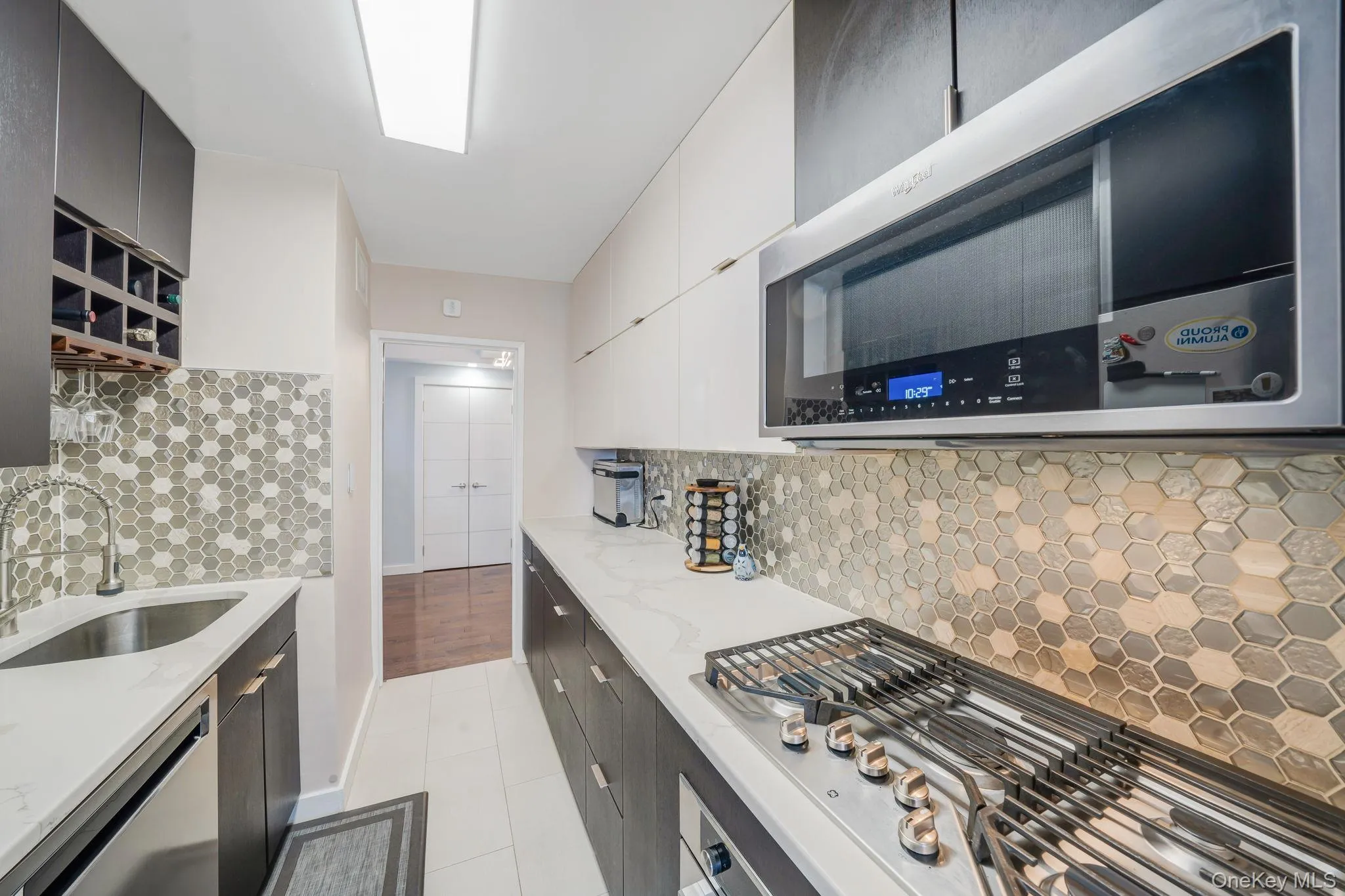 10230 66th Road, New York, NY, 2 Bedrooms Bedrooms, 4 Rooms Rooms,1 BathroomBathrooms,Residential,For Rent,66th,0,1011305 10230 66th Road, New York, NY, 2 Bedrooms Bedrooms, 4 Rooms Rooms,1 BathroomBathrooms,Residential,For Rent,66th,0,1011305