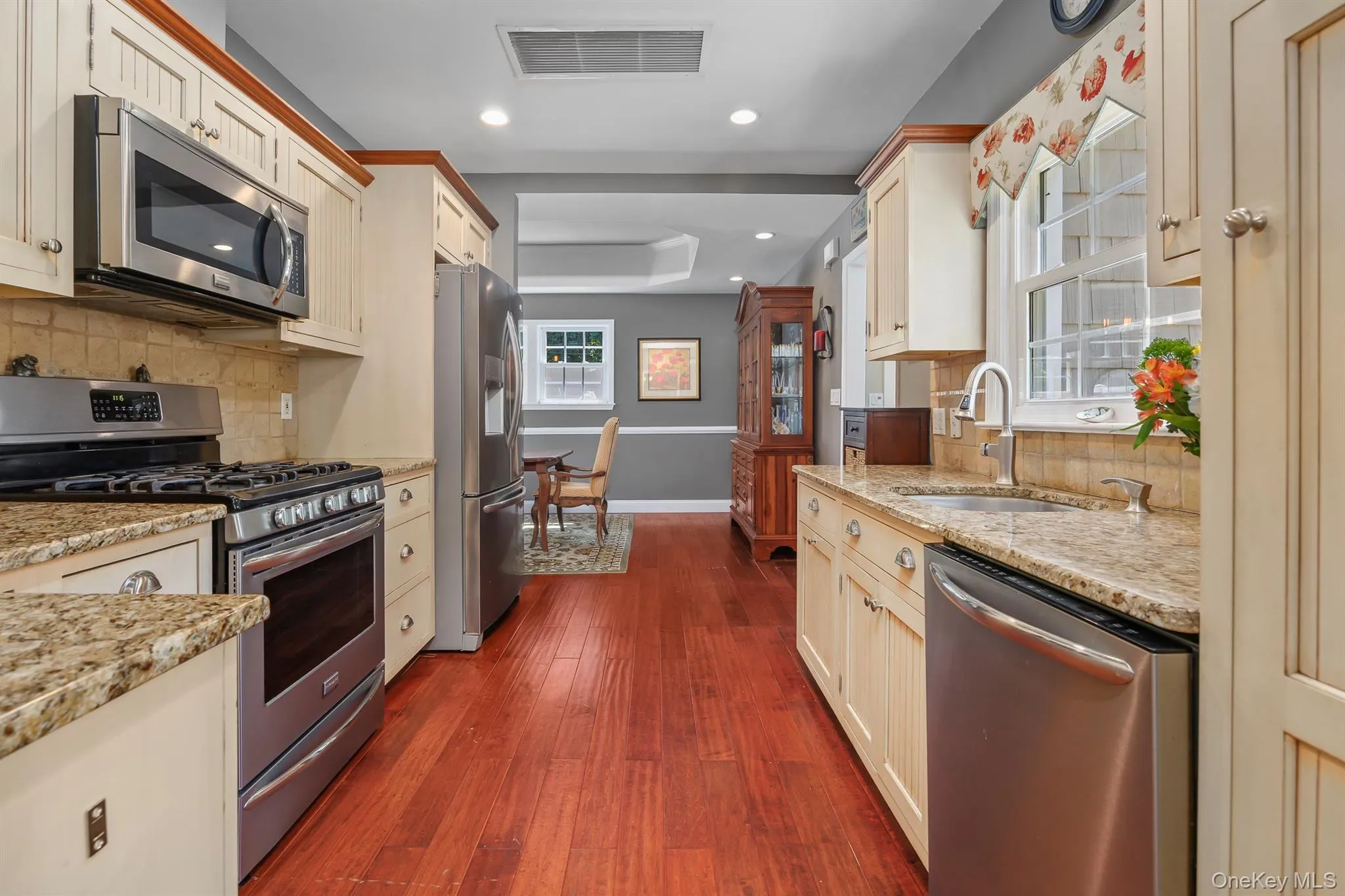 1 Colonial Drive, Carmel, NY, 4 Bedrooms Bedrooms, 8 Rooms Rooms,3 BathroomsBathrooms,Residential,For Rent,Colonial,0,KEY1011306 1 Colonial Drive, Carmel, NY, 4 Bedrooms Bedrooms, 8 Rooms Rooms,3 BathroomsBathrooms,Residential,For Rent,Colonial,0,KEY1011306