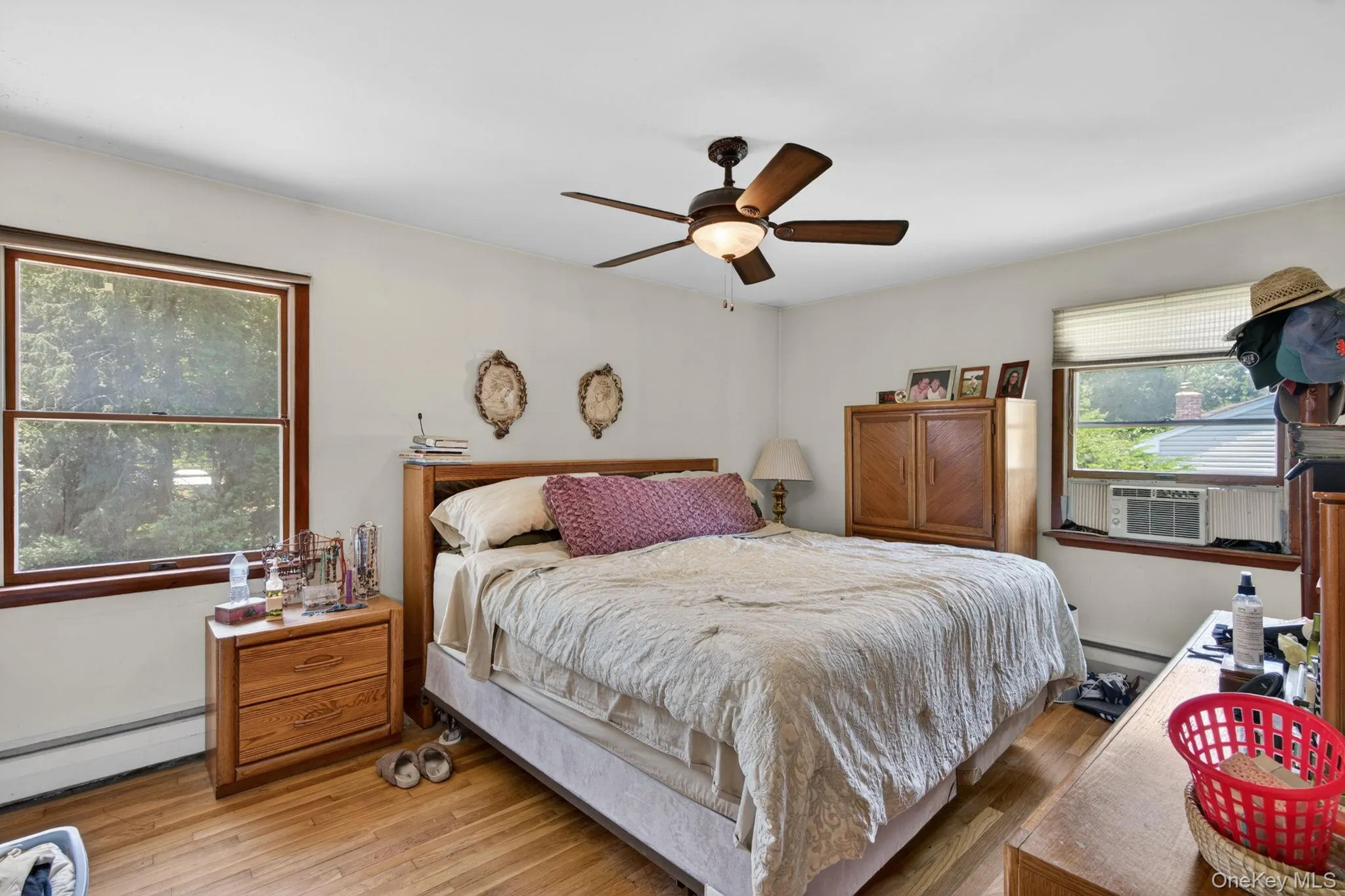 14 Mark Drive, Smithtown, NY, 4 Bedrooms Bedrooms, 8 Rooms Rooms,2 BathroomsBathrooms,Residential,For Rent,Mark,0,1011307 14 Mark Drive, Smithtown, NY, 4 Bedrooms Bedrooms, 8 Rooms Rooms,2 BathroomsBathrooms,Residential,For Rent,Mark,0,1011307