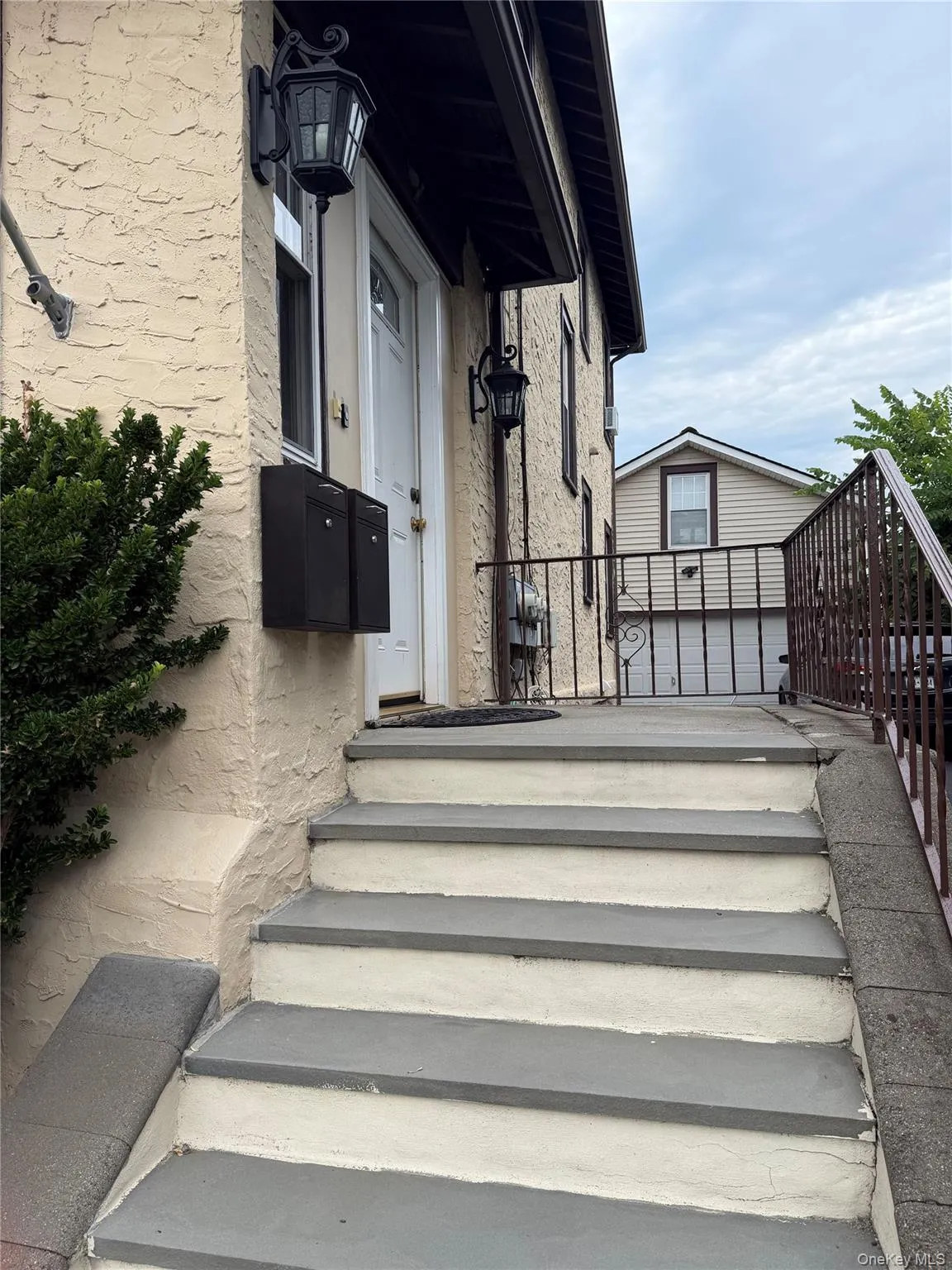 23 Merritt Avenue, Eastchester, NY, 2 Bedrooms Bedrooms, 5 Rooms Rooms,1 BathroomBathrooms,Residential Lease,For Rent,Merritt,0,KEY1011315 23 Merritt Avenue, Eastchester, NY, 2 Bedrooms Bedrooms, 5 Rooms Rooms,1 BathroomBathrooms,Residential Lease,For Rent,Merritt,0,KEY1011315