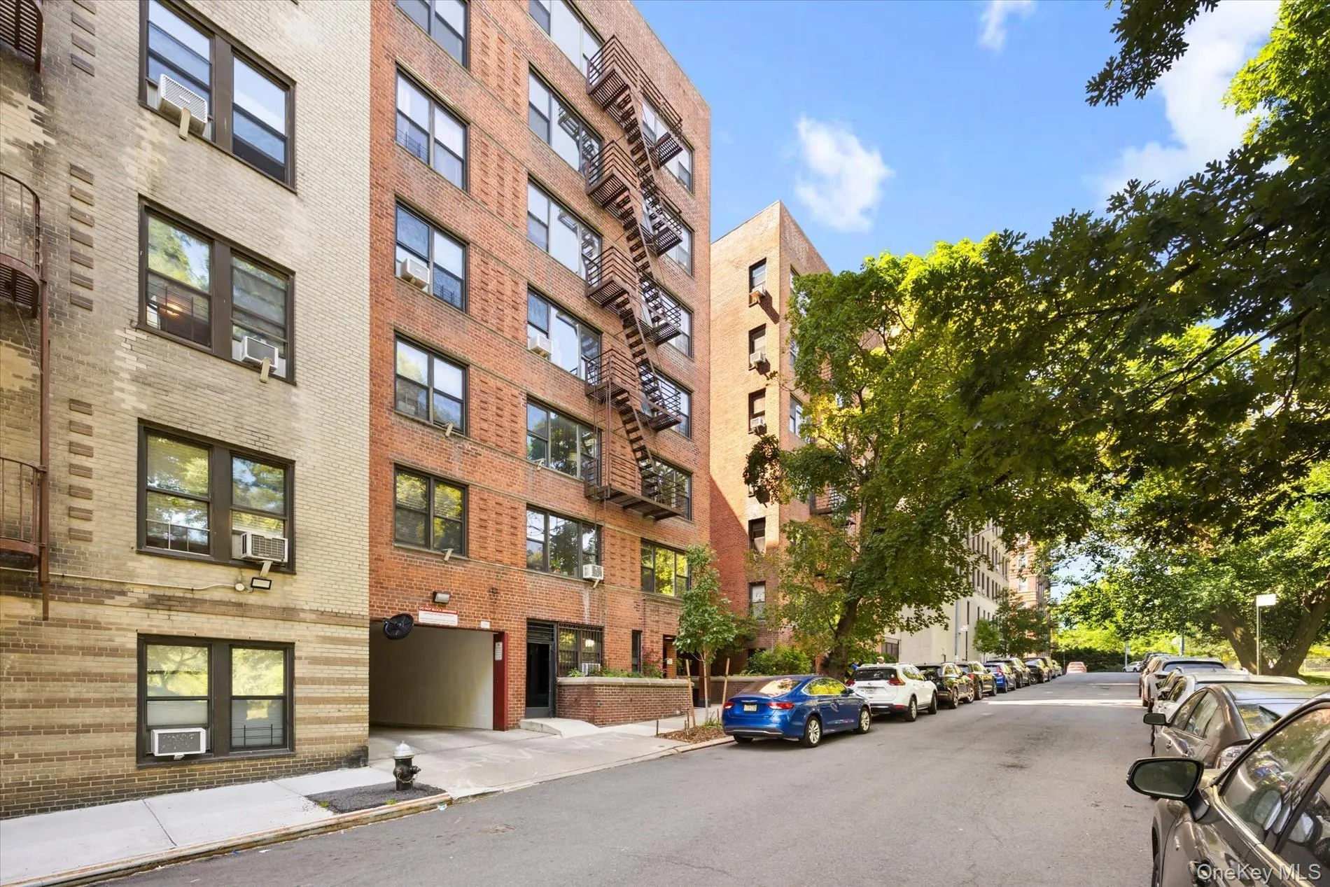 25 Indian Road, New York, NY, 2 Rooms Rooms,1 BathroomBathrooms,Residential,For Rent,Indian Road,0,1011317 25 Indian Road, New York, NY, 2 Rooms Rooms,1 BathroomBathrooms,Residential,For Rent,Indian Road,0,1011317