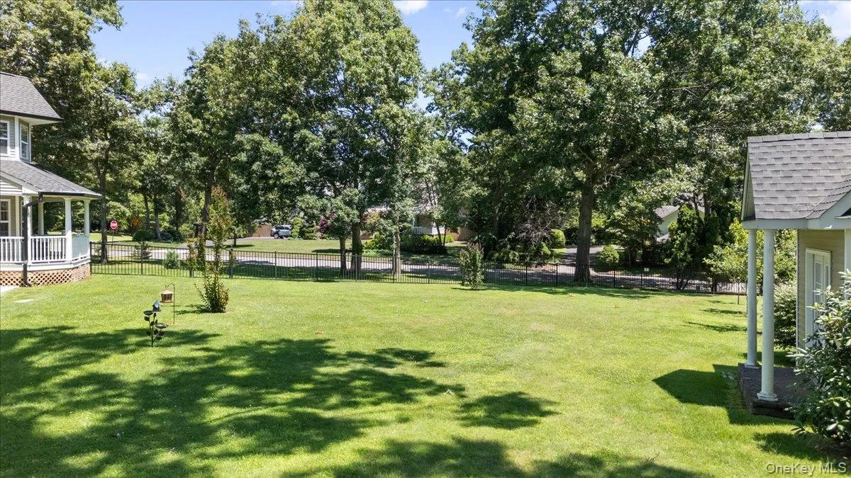 16 Crest Hollow Lane, Brookhaven, NY, 4 Bedrooms Bedrooms, 9 Rooms Rooms,3 BathroomsBathrooms,Residential,For Rent,Crest Hollow,0,1011319 16 Crest Hollow Lane, Brookhaven, NY, 4 Bedrooms Bedrooms, 9 Rooms Rooms,3 BathroomsBathrooms,Residential,For Rent,Crest Hollow,0,1011319