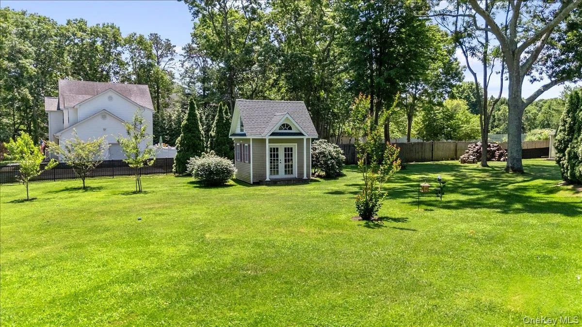 16 Crest Hollow Lane, Brookhaven, NY, 4 Bedrooms Bedrooms, 9 Rooms Rooms,3 BathroomsBathrooms,Residential,For Rent,Crest Hollow,0,1011319 16 Crest Hollow Lane, Brookhaven, NY, 4 Bedrooms Bedrooms, 9 Rooms Rooms,3 BathroomsBathrooms,Residential,For Rent,Crest Hollow,0,1011319