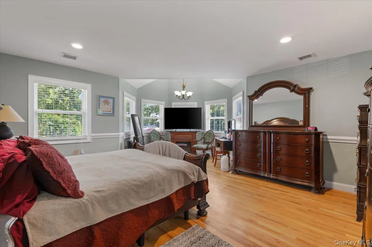 16 Crest Hollow Lane, Brookhaven, NY, 4 Bedrooms Bedrooms, 9 Rooms Rooms,3 BathroomsBathrooms,Residential,For Rent,Crest Hollow,0,1011319 16 Crest Hollow Lane, Brookhaven, NY, 4 Bedrooms Bedrooms, 9 Rooms Rooms,3 BathroomsBathrooms,Residential,For Rent,Crest Hollow,0,1011319