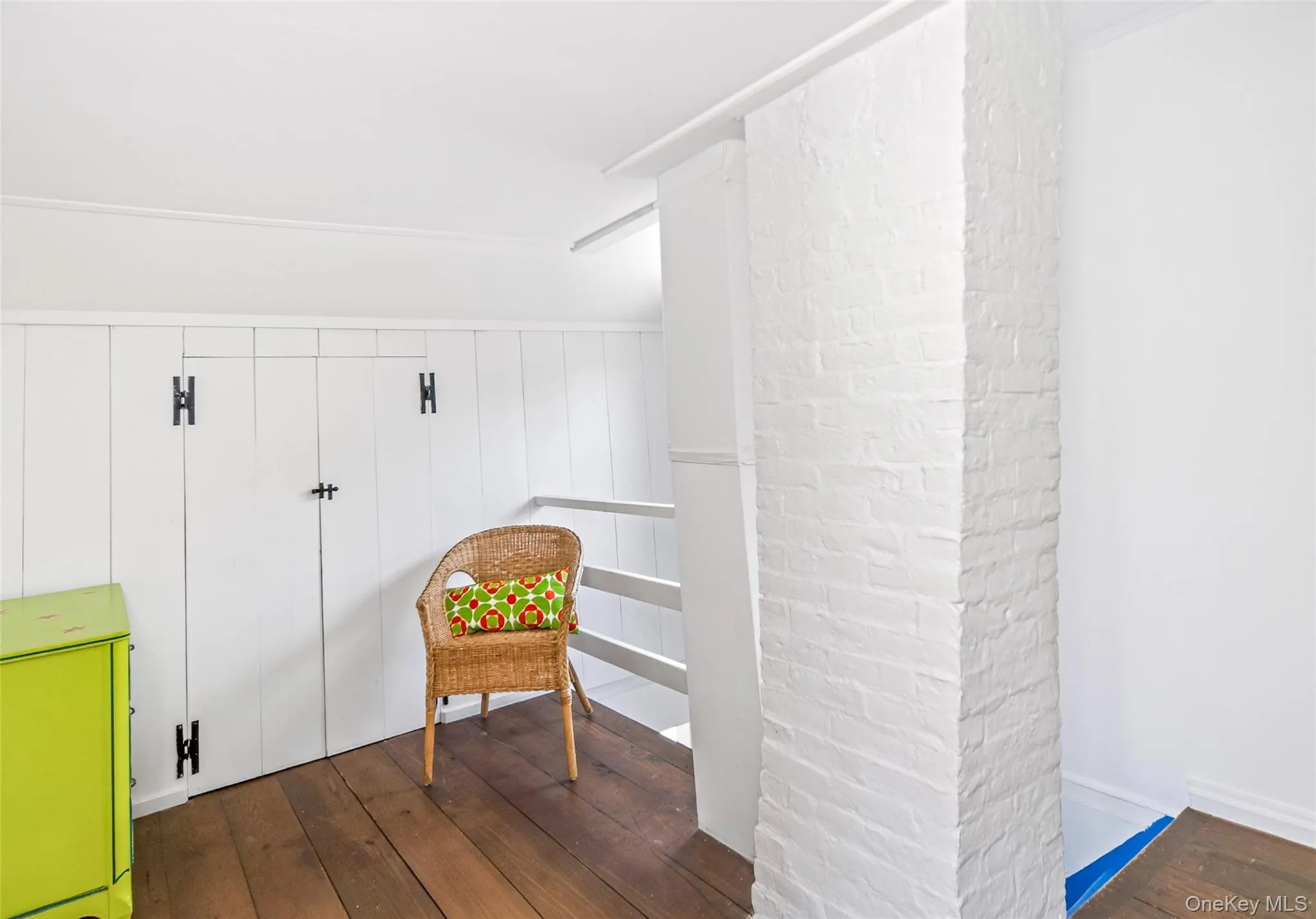 98 Powell Avenue, Southampton, NY, 3 Bedrooms Bedrooms, 7 Rooms Rooms,1 BathroomBathrooms,Residential,For Rent,Powell,0,1011323 98 Powell Avenue, Southampton, NY, 3 Bedrooms Bedrooms, 7 Rooms Rooms,1 BathroomBathrooms,Residential,For Rent,Powell,0,1011323