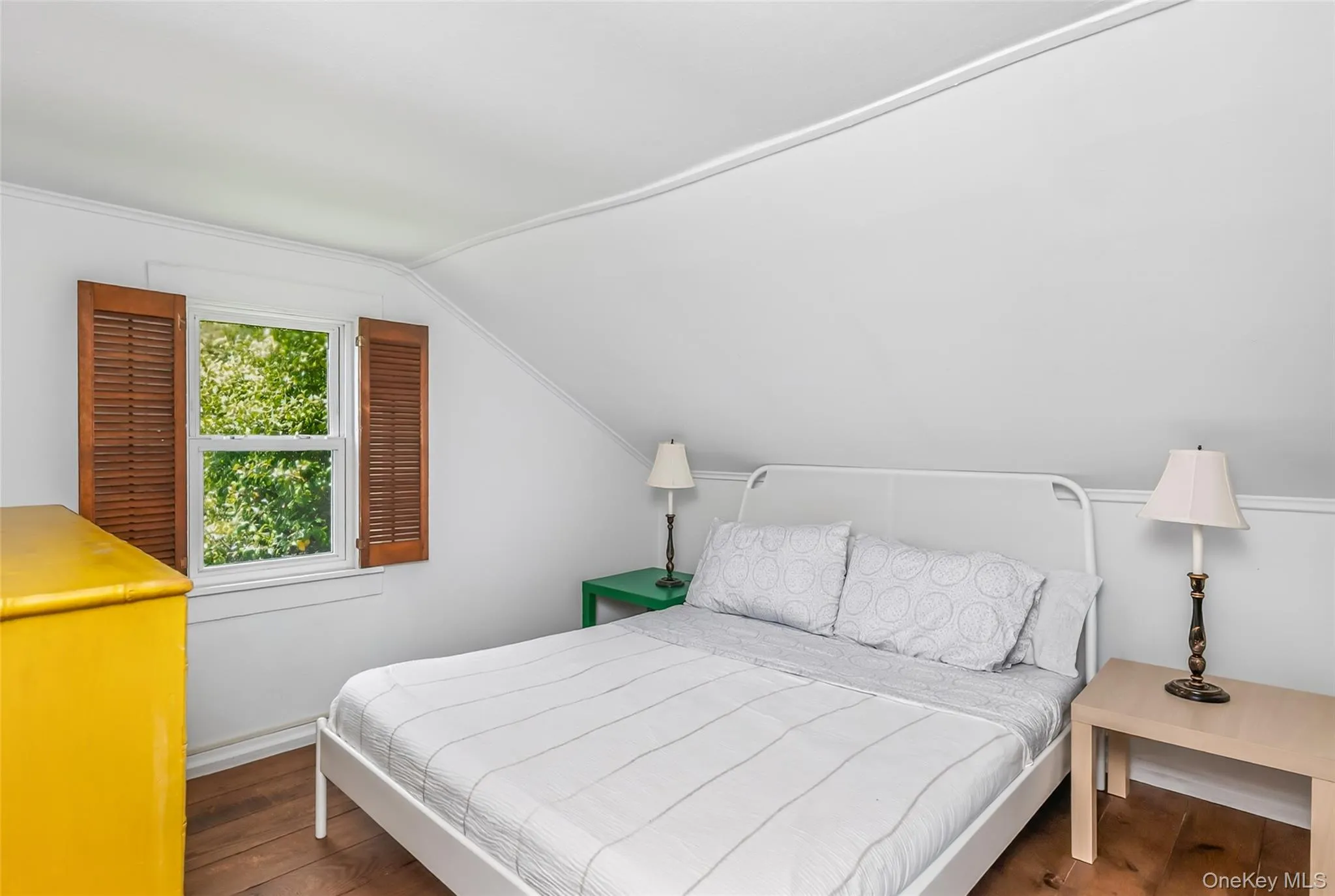 98 Powell Avenue, Southampton, NY, 3 Bedrooms Bedrooms, 7 Rooms Rooms,1 BathroomBathrooms,Residential,For Rent,Powell,0,1011323 98 Powell Avenue, Southampton, NY, 3 Bedrooms Bedrooms, 7 Rooms Rooms,1 BathroomBathrooms,Residential,For Rent,Powell,0,1011323