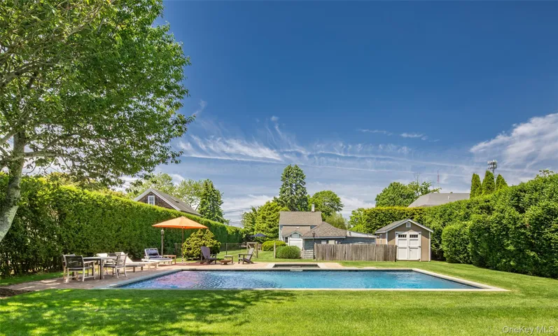 98 Powell Avenue, Southampton, New York 11968