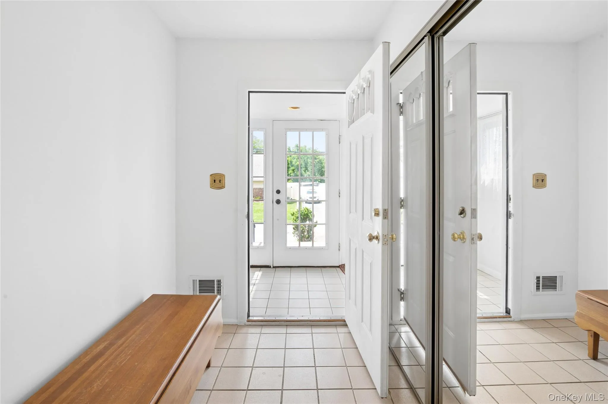 50 Hazelton Road, Yonkers, NY, 4 Bedrooms Bedrooms, 7 Rooms Rooms,2 BathroomsBathrooms,Residential,For Rent,Hazelton,0,1011334 50 Hazelton Road, Yonkers, NY, 4 Bedrooms Bedrooms, 7 Rooms Rooms,2 BathroomsBathrooms,Residential,For Rent,Hazelton,0,1011334