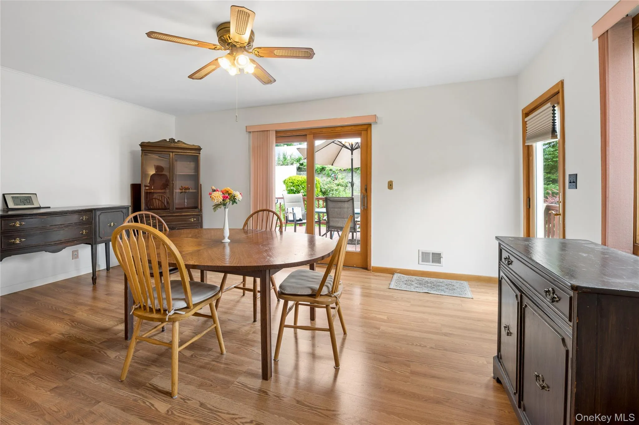 50 Hazelton Road, Yonkers, NY, 4 Bedrooms Bedrooms, 7 Rooms Rooms,2 BathroomsBathrooms,Residential,For Rent,Hazelton,0,1011334 50 Hazelton Road, Yonkers, NY, 4 Bedrooms Bedrooms, 7 Rooms Rooms,2 BathroomsBathrooms,Residential,For Rent,Hazelton,0,1011334