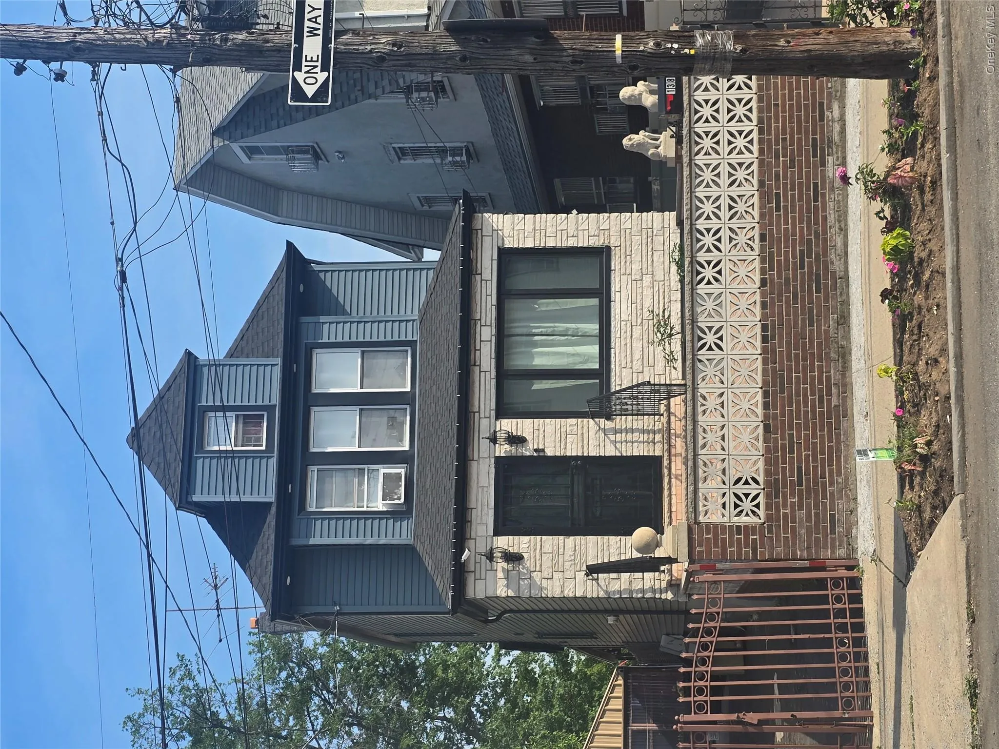 138-24 95th Avenue, New York, NY, 5 Bedrooms Bedrooms, 12 Rooms Rooms,3 BathroomsBathrooms,Residential,For Rent,95th,0,1011335 138-24 95th Avenue, New York, NY, 5 Bedrooms Bedrooms, 12 Rooms Rooms,3 BathroomsBathrooms,Residential,For Rent,95th,0,1011335