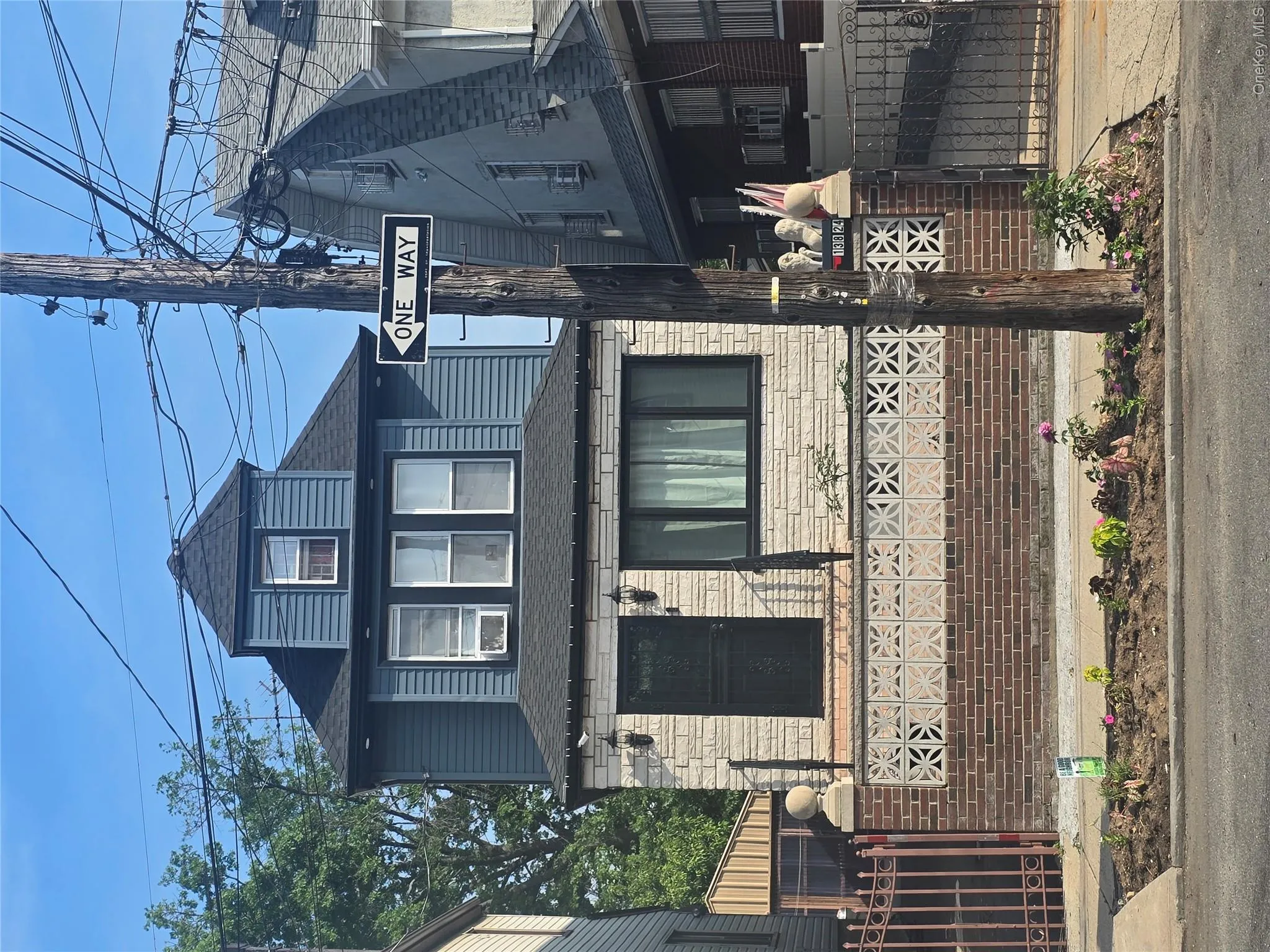 138-24 95th Avenue, New York, NY, 5 Bedrooms Bedrooms, 12 Rooms Rooms,3 BathroomsBathrooms,Residential,For Rent,95th,0,1011335 138-24 95th Avenue, New York, NY, 5 Bedrooms Bedrooms, 12 Rooms Rooms,3 BathroomsBathrooms,Residential,For Rent,95th,0,1011335