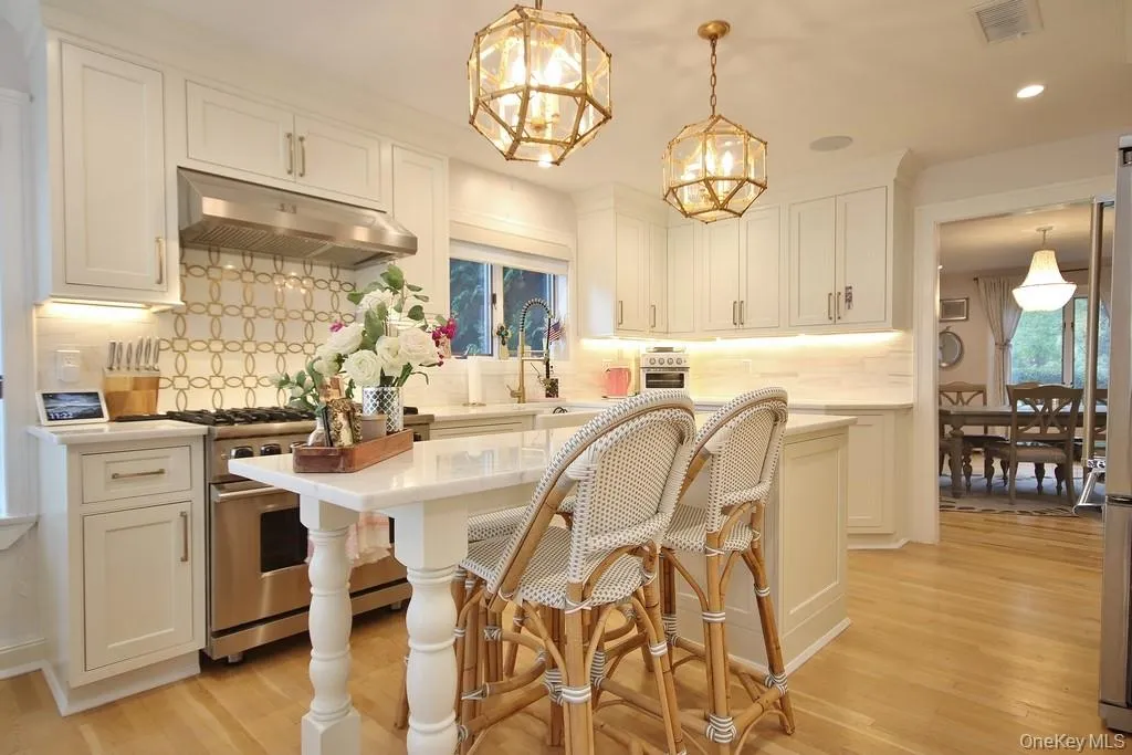 Soft close, inset cabinetry, farmhouse sink, Viking Appliances Soft close, inset cabinetry, farmhouse sink, Viking Appliances