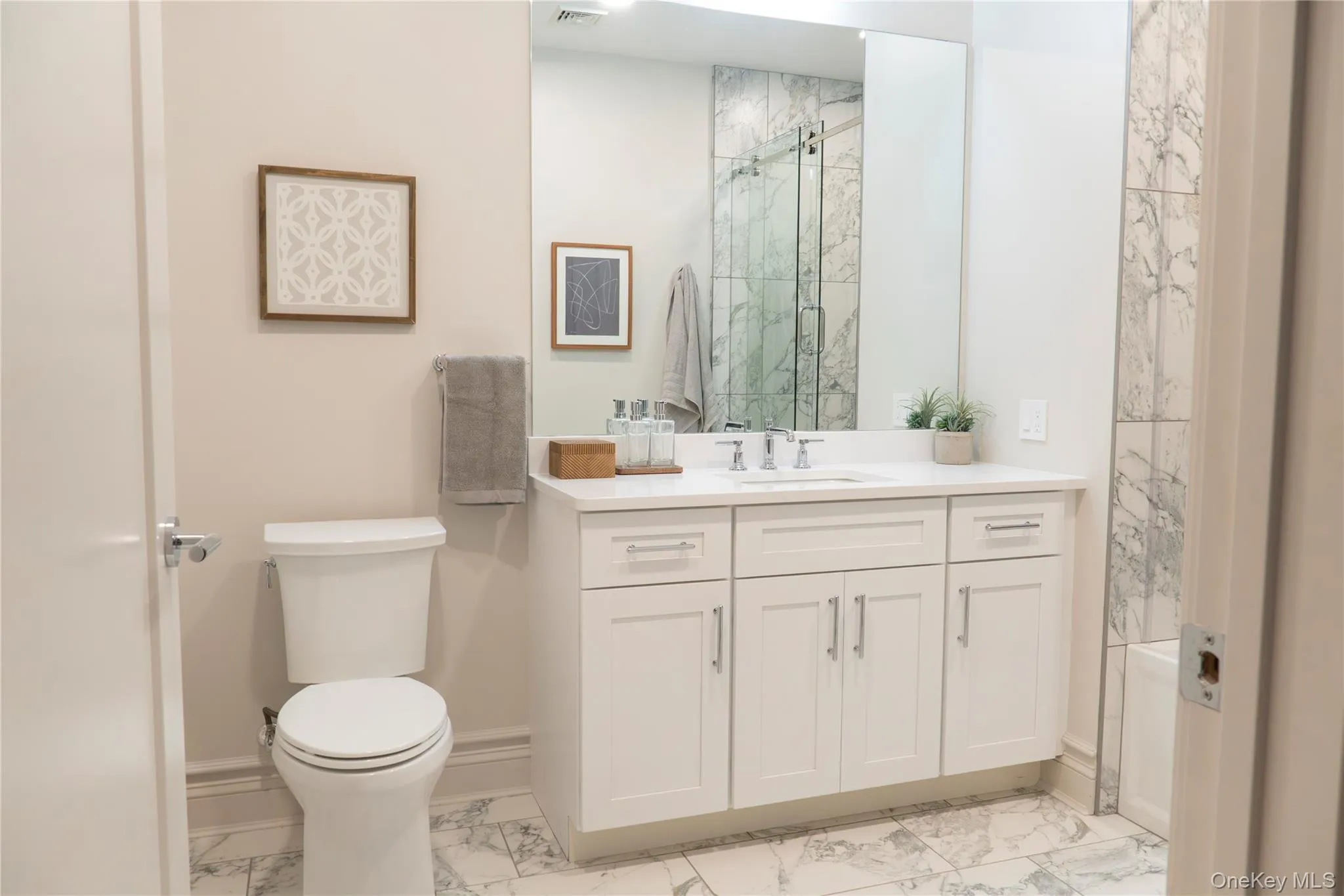 78 Church Street, Saratoga Springs, NY, 2 Bedrooms Bedrooms, 5 Rooms Rooms,2 BathroomsBathrooms,Residential,For Rent,Church,0,1011338 78 Church Street, Saratoga Springs, NY, 2 Bedrooms Bedrooms, 5 Rooms Rooms,2 BathroomsBathrooms,Residential,For Rent,Church,0,1011338
