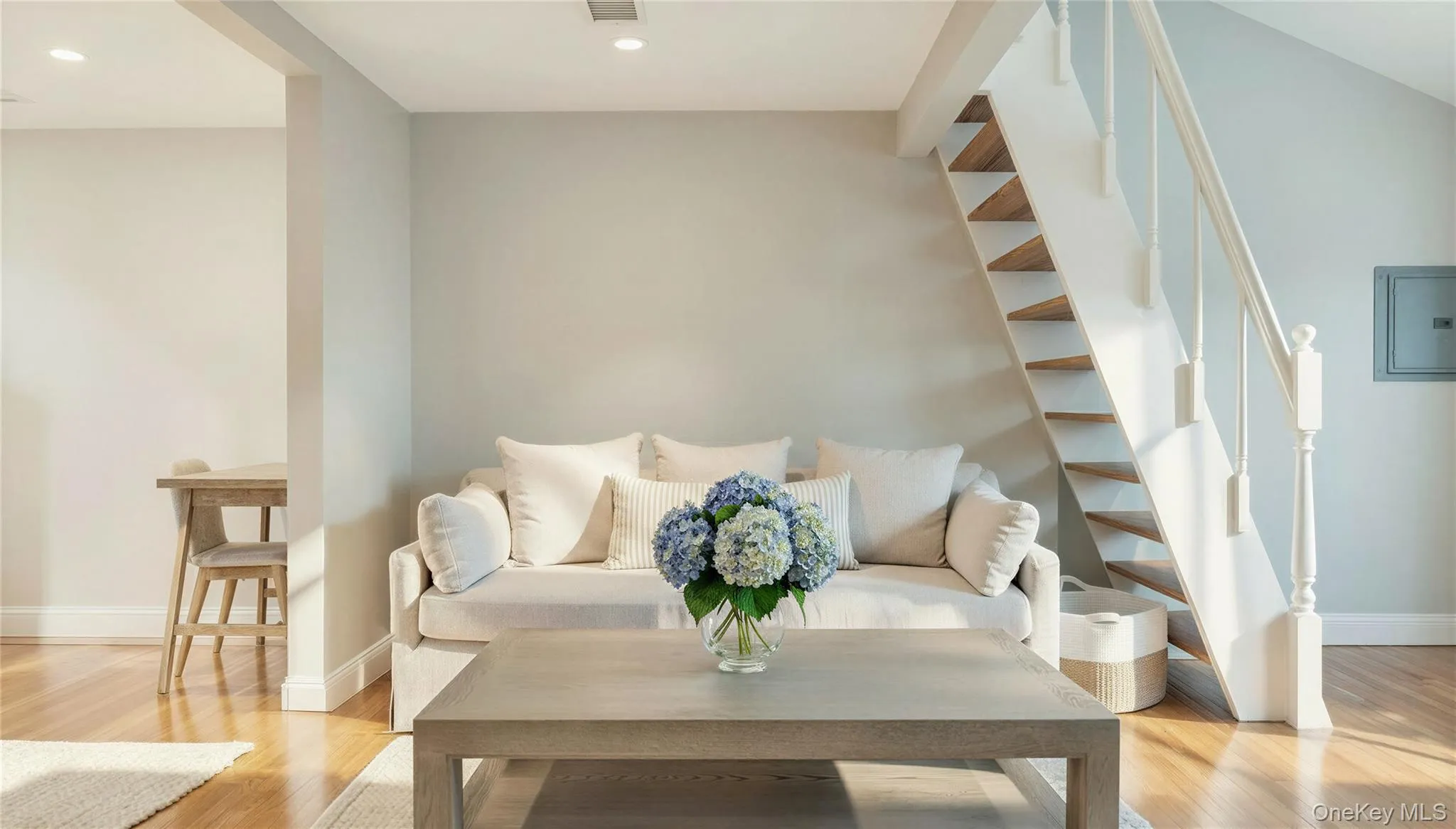 20 Penny Lane, Southampton, NY, 5 Bedrooms Bedrooms, 11 Rooms Rooms,4 BathroomsBathrooms,Residential,For Rent,Penny,0,1011341 20 Penny Lane, Southampton, NY, 5 Bedrooms Bedrooms, 11 Rooms Rooms,4 BathroomsBathrooms,Residential,For Rent,Penny,0,1011341