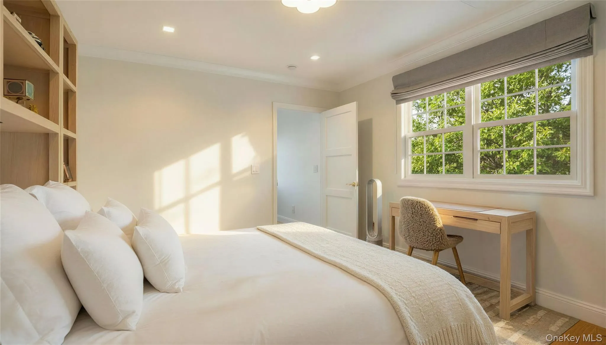 20 Penny Lane, Southampton, NY, 5 Bedrooms Bedrooms, 11 Rooms Rooms,4 BathroomsBathrooms,Residential,For Rent,Penny,0,1011341 20 Penny Lane, Southampton, NY, 5 Bedrooms Bedrooms, 11 Rooms Rooms,4 BathroomsBathrooms,Residential,For Rent,Penny,0,1011341