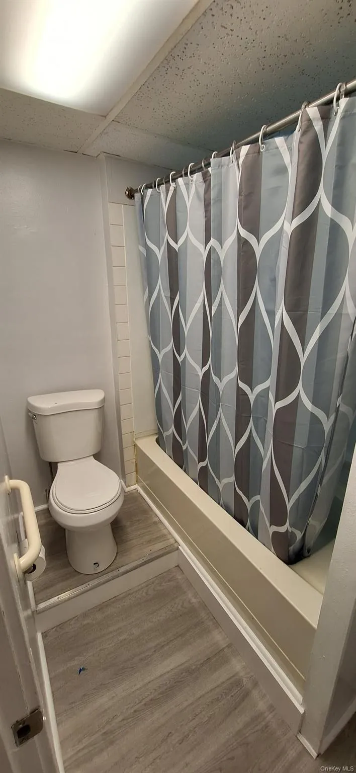 598 Quaker Lane, Hyde Park, NY, 2 Bedrooms Bedrooms, 4 Rooms Rooms,1 BathroomBathrooms,Residential Lease,For Rent,Quaker,0,1011342 598 Quaker Lane, Hyde Park, NY, 2 Bedrooms Bedrooms, 4 Rooms Rooms,1 BathroomBathrooms,Residential Lease,For Rent,Quaker,0,1011342