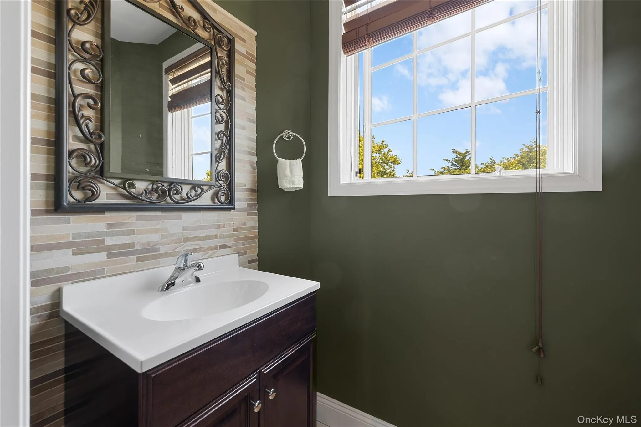 65 Bayberry Road, Islip, NY, 5 Bedrooms Bedrooms, 11 Rooms Rooms,3 BathroomsBathrooms,Residential,For Rent,Bayberry,0,1011344 65 Bayberry Road, Islip, NY, 5 Bedrooms Bedrooms, 11 Rooms Rooms,3 BathroomsBathrooms,Residential,For Rent,Bayberry,0,1011344