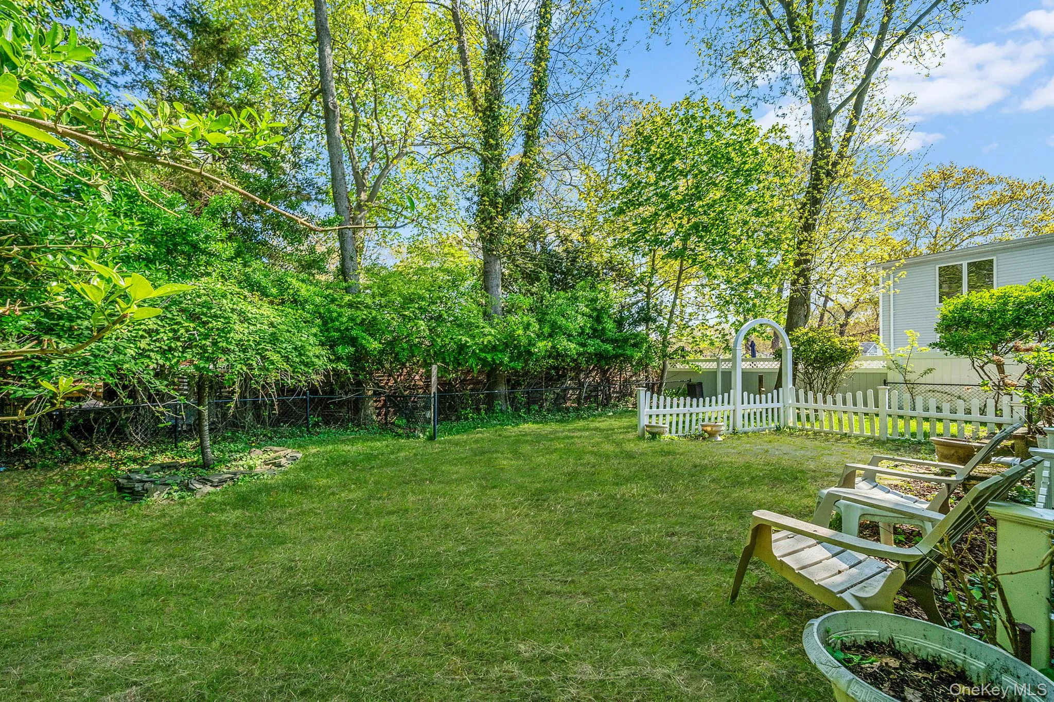 24 Locust Road, Riverhead, NY, 2 Bedrooms Bedrooms, 6 Rooms Rooms,2 BathroomsBathrooms,Residential,For Rent,Locust,0,1011351 24 Locust Road, Riverhead, NY, 2 Bedrooms Bedrooms, 6 Rooms Rooms,2 BathroomsBathrooms,Residential,For Rent,Locust,0,1011351
